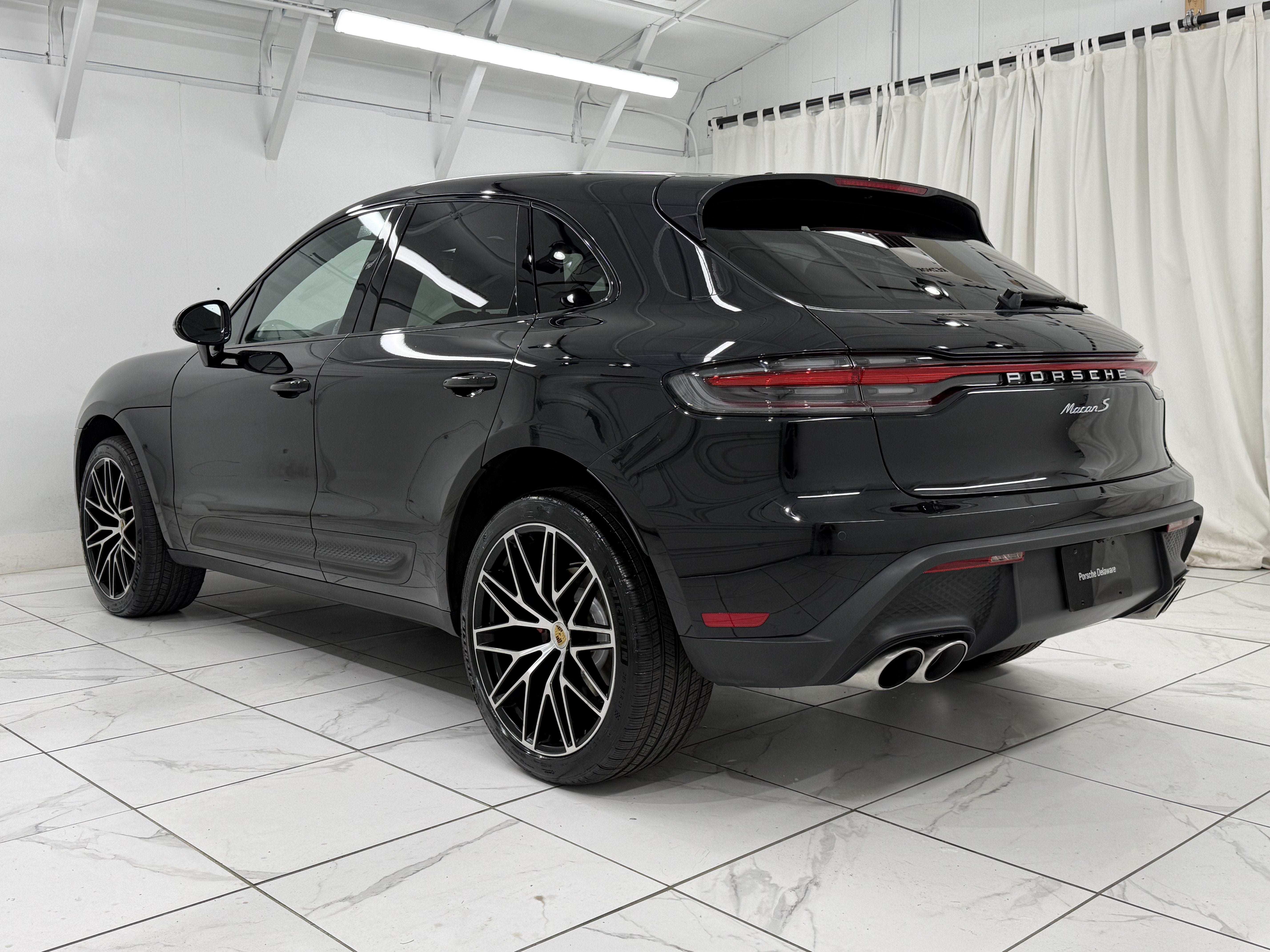 2023 Porsche Macan S