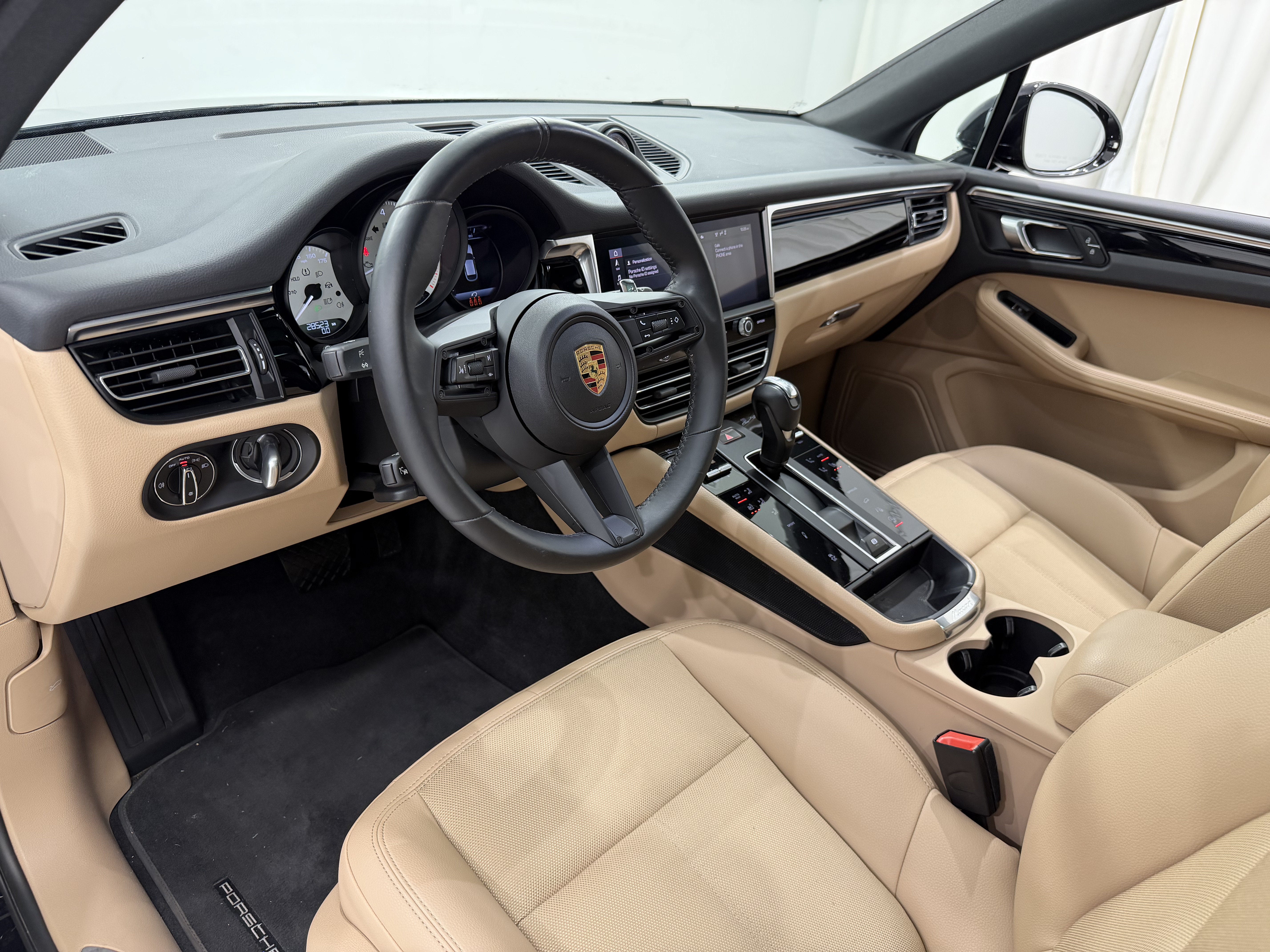 2023 Porsche Macan S