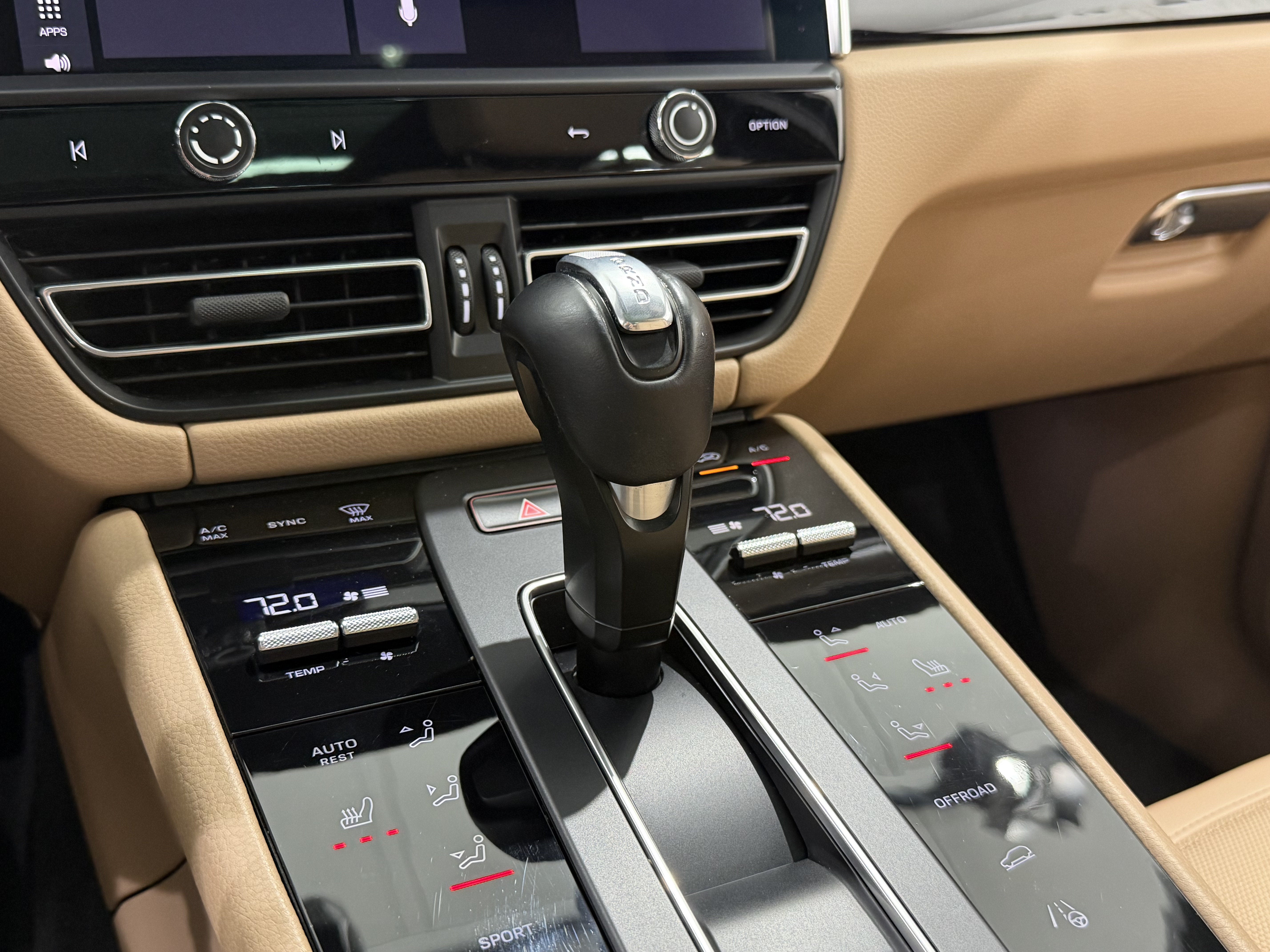 2023 Porsche Macan S