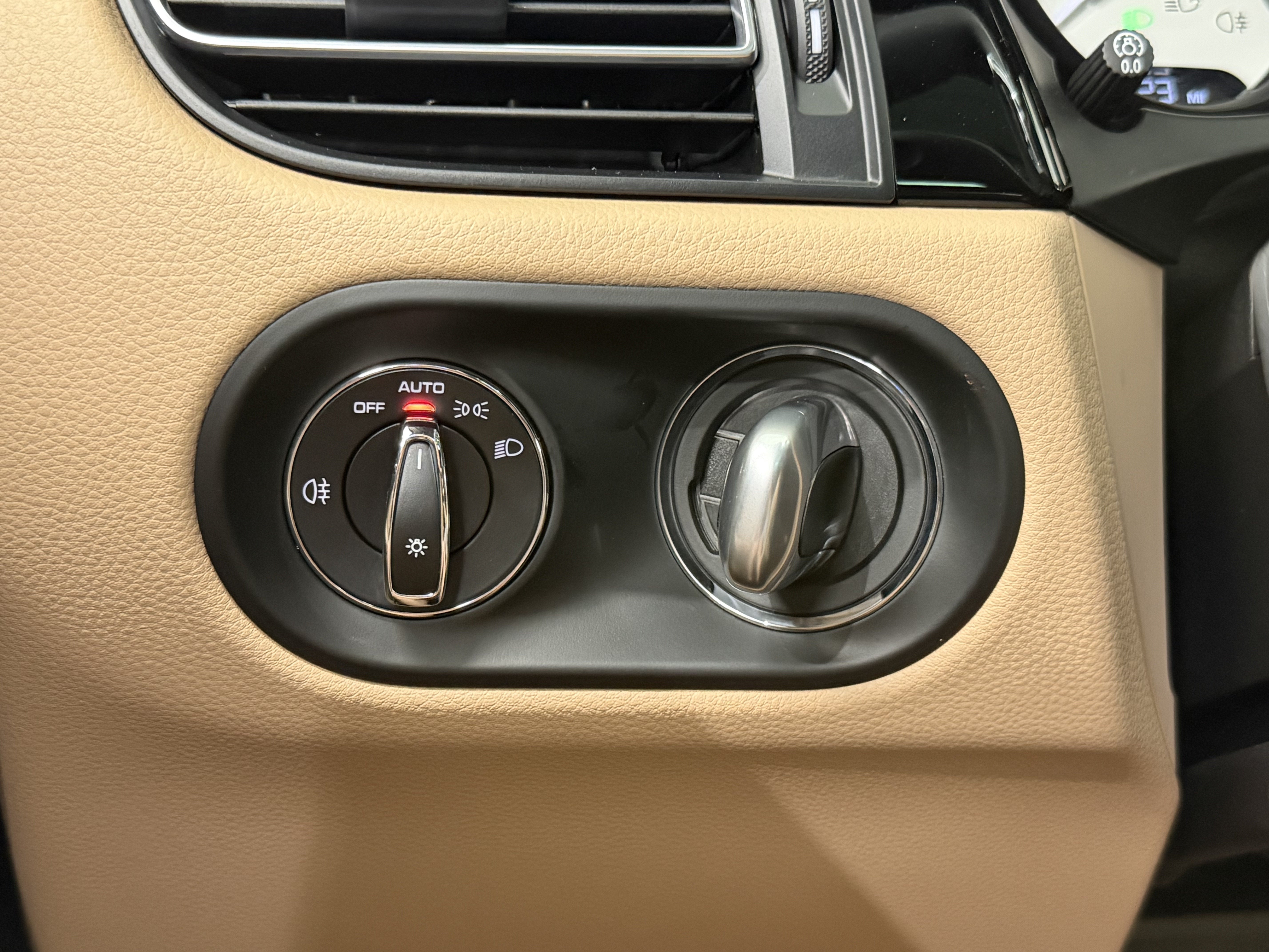 2023 Porsche Macan S