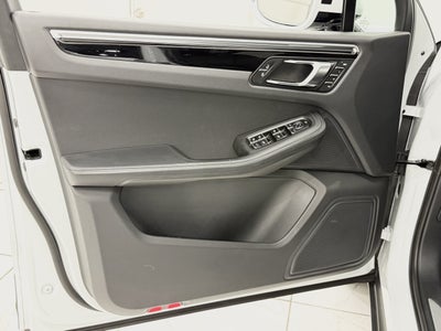 2024 Porsche Macan S