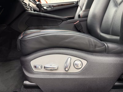 2024 Porsche Macan S