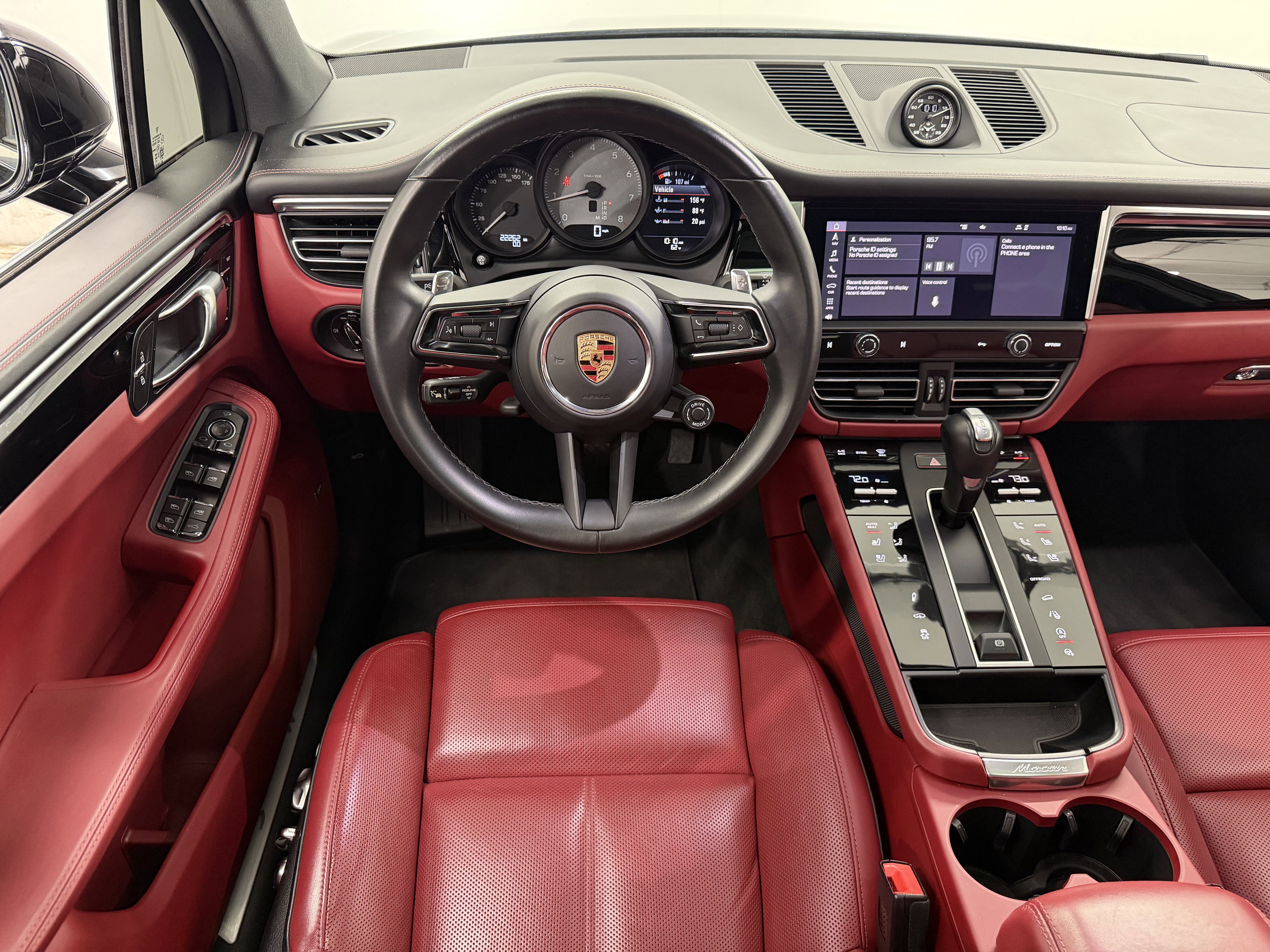 2023 Porsche Macan S