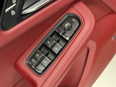2023 Porsche Macan S