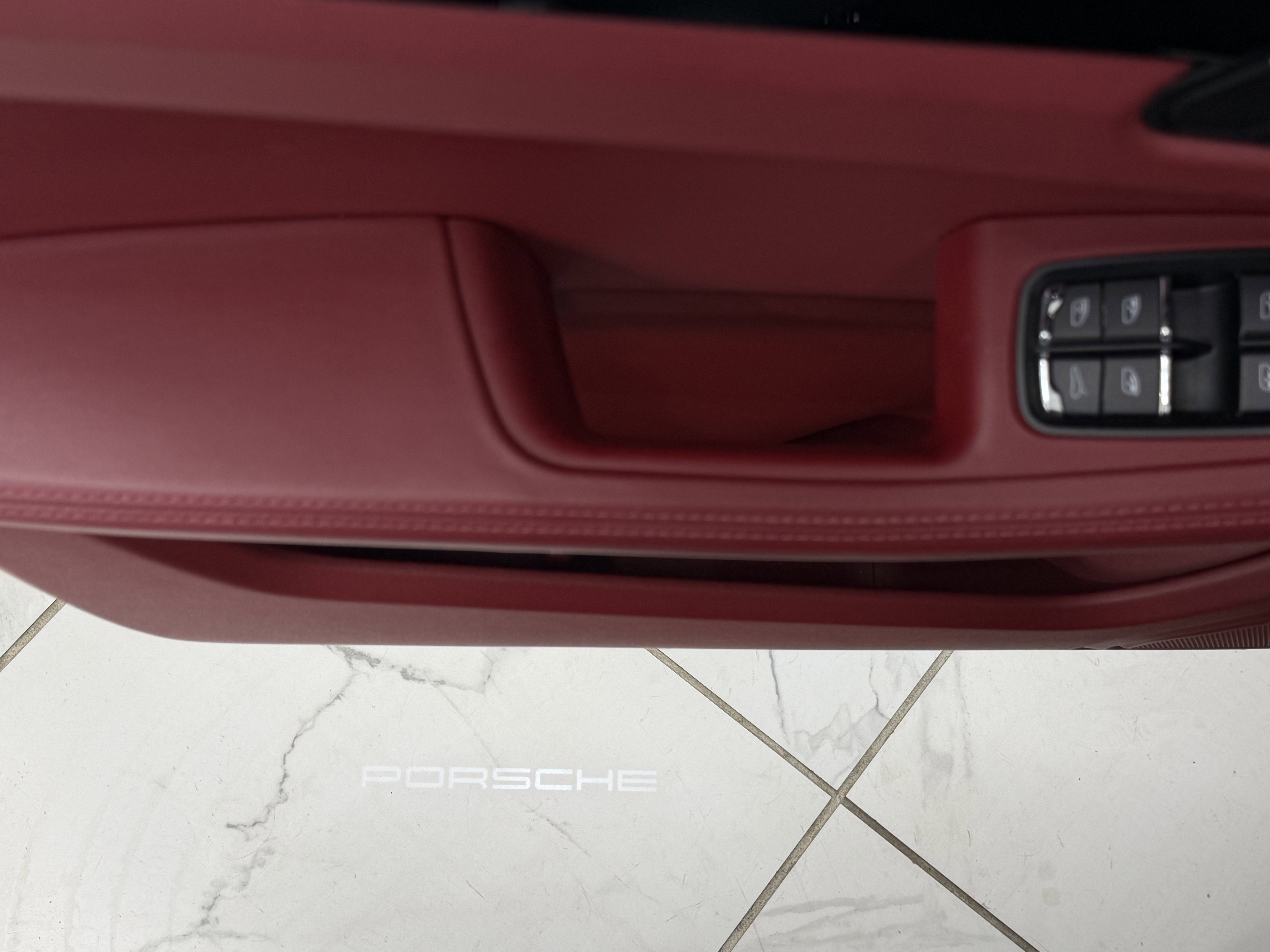 2023 Porsche Macan S