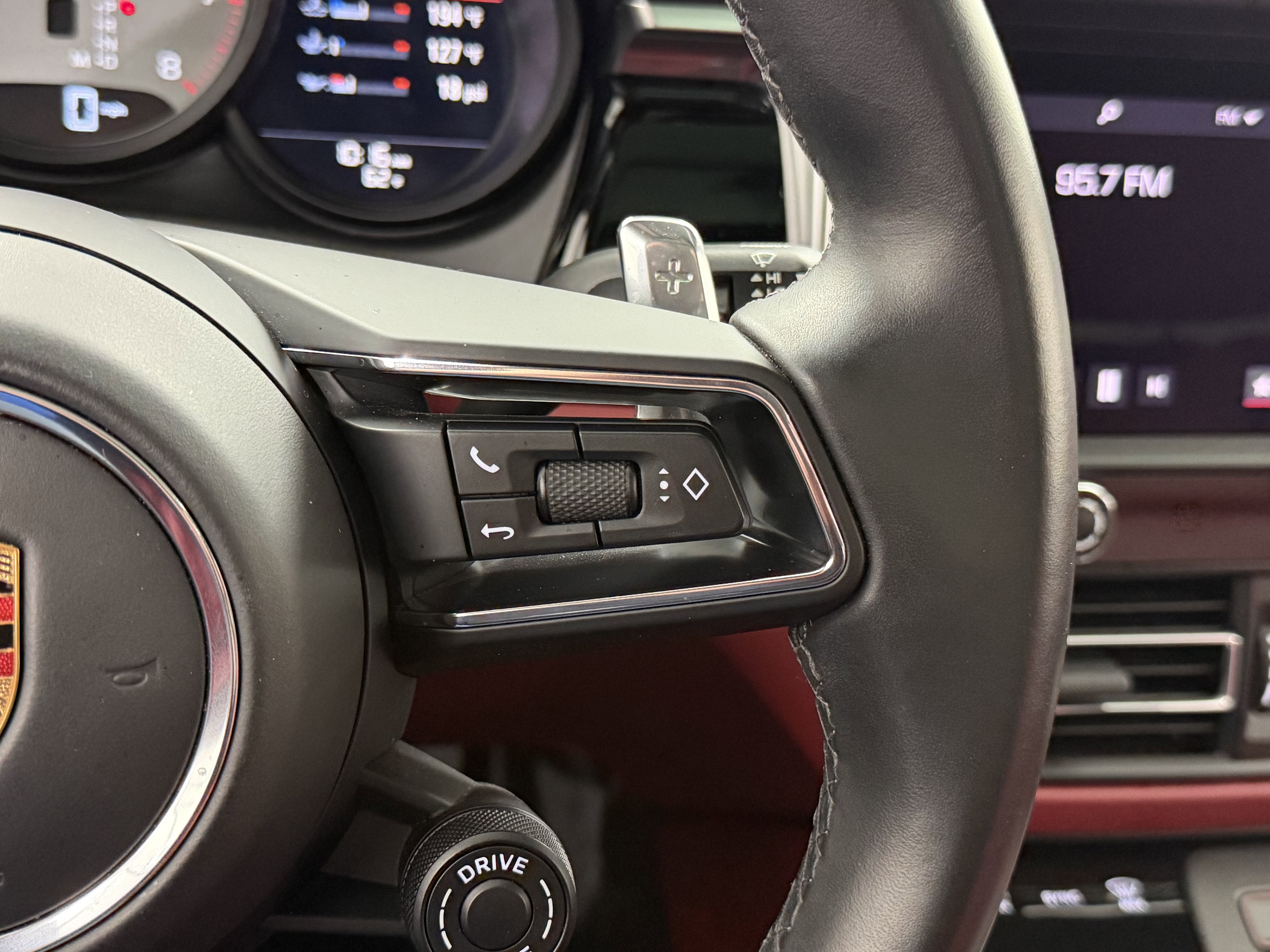 2023 Porsche Macan S