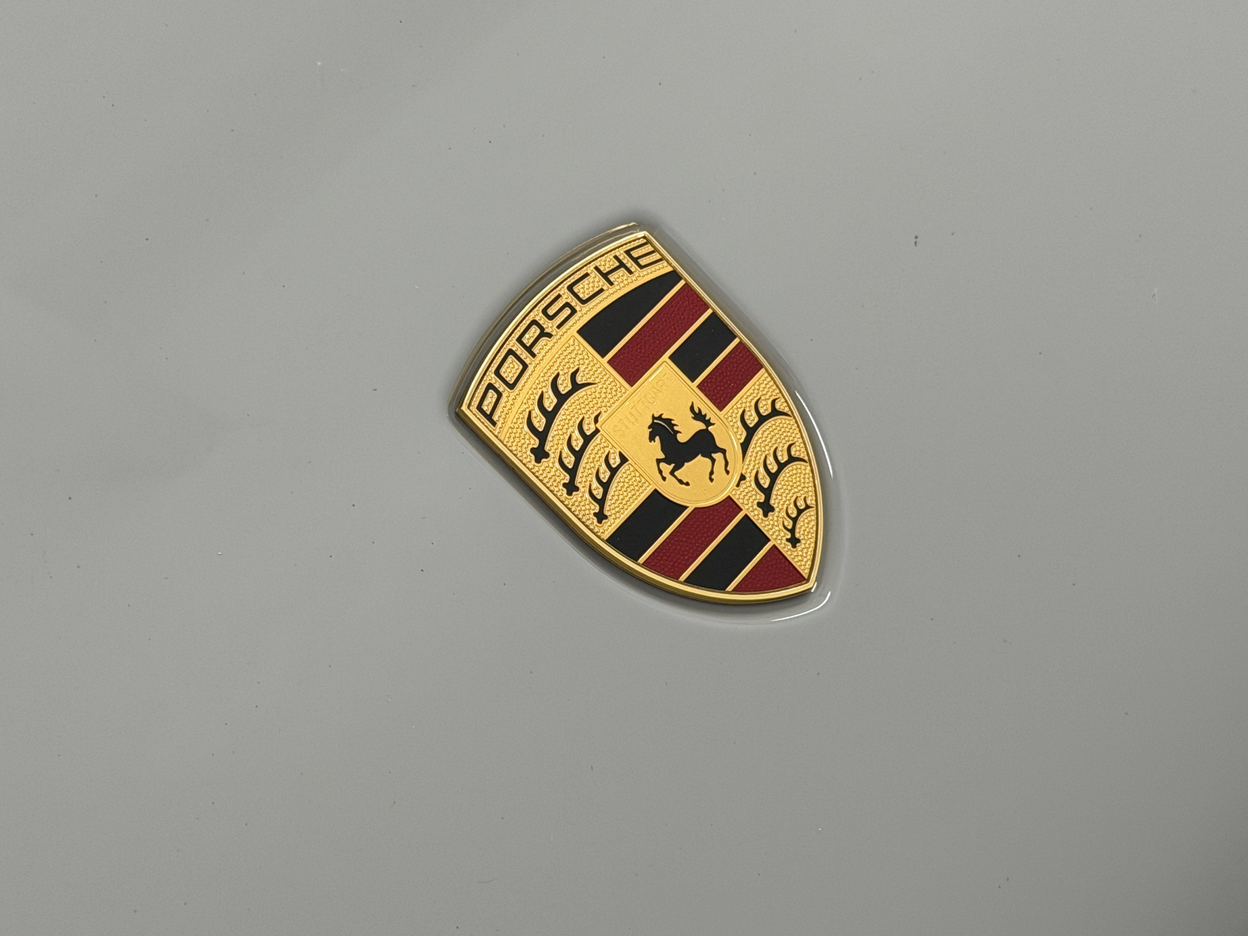 2023 Porsche Macan S