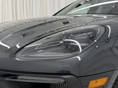 2022 Porsche Macan S