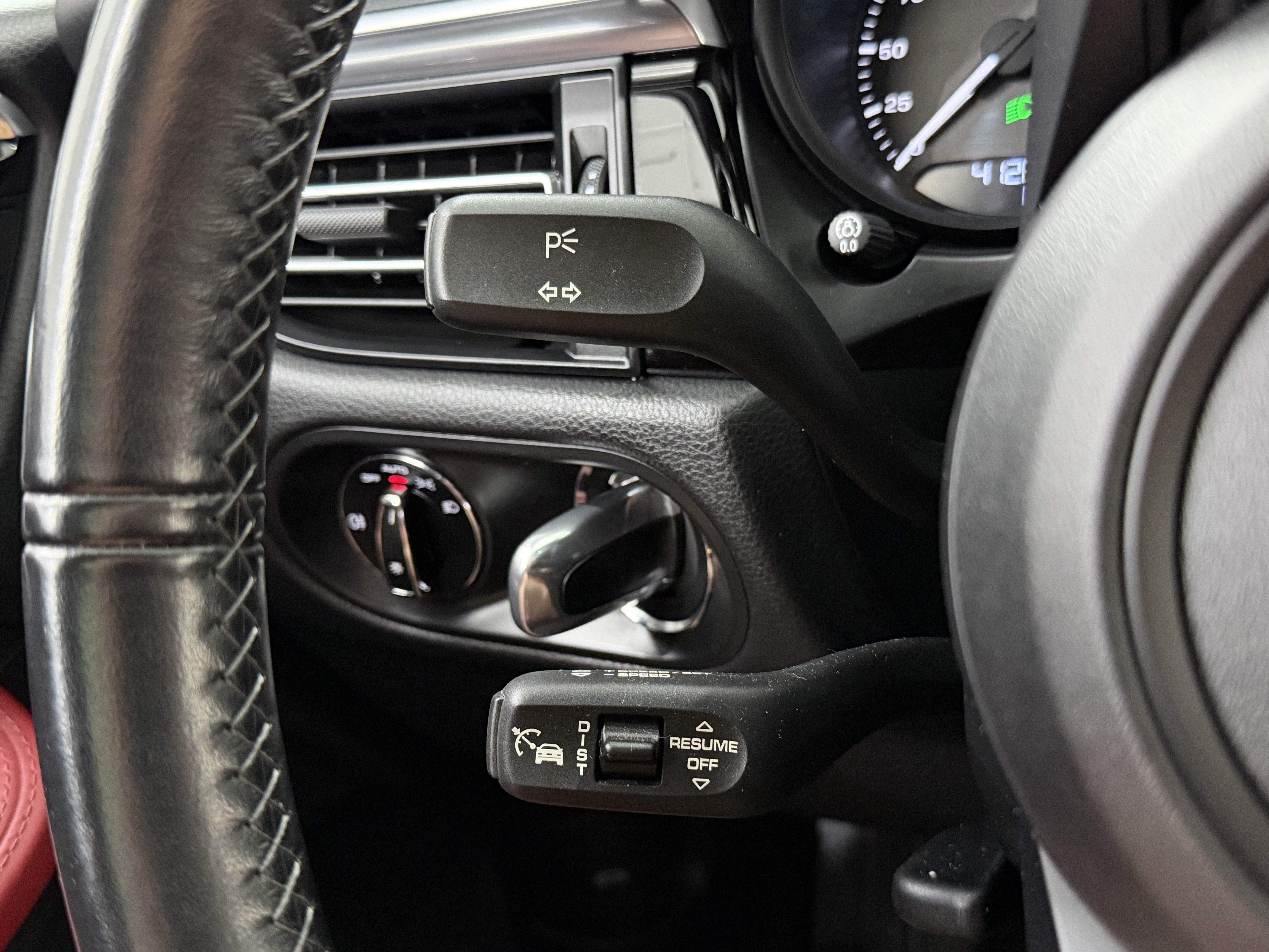 2023 Porsche Macan S