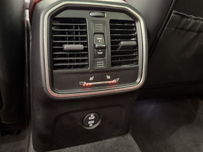 2024 Porsche Macan S