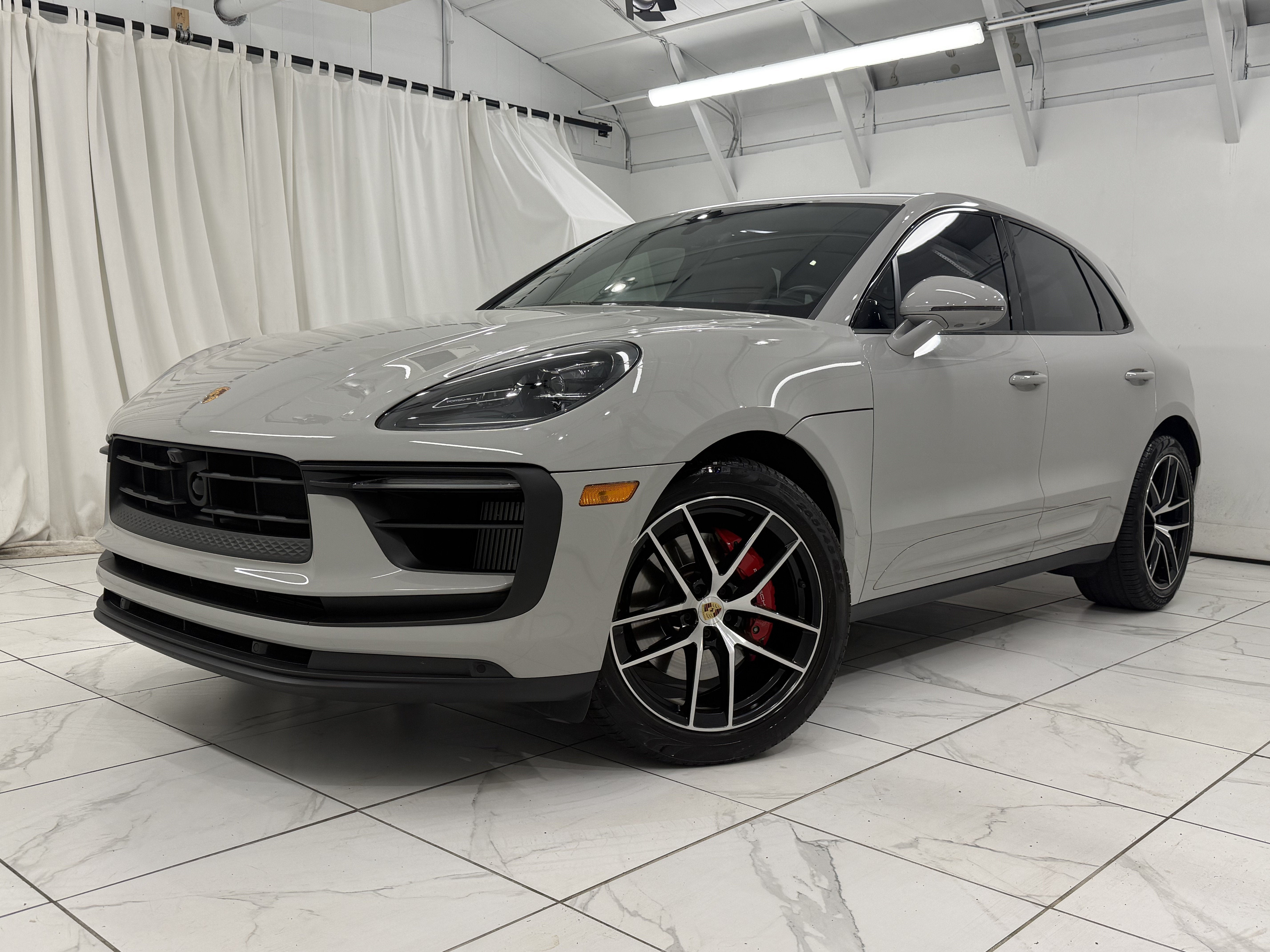 2024 Porsche Macan S