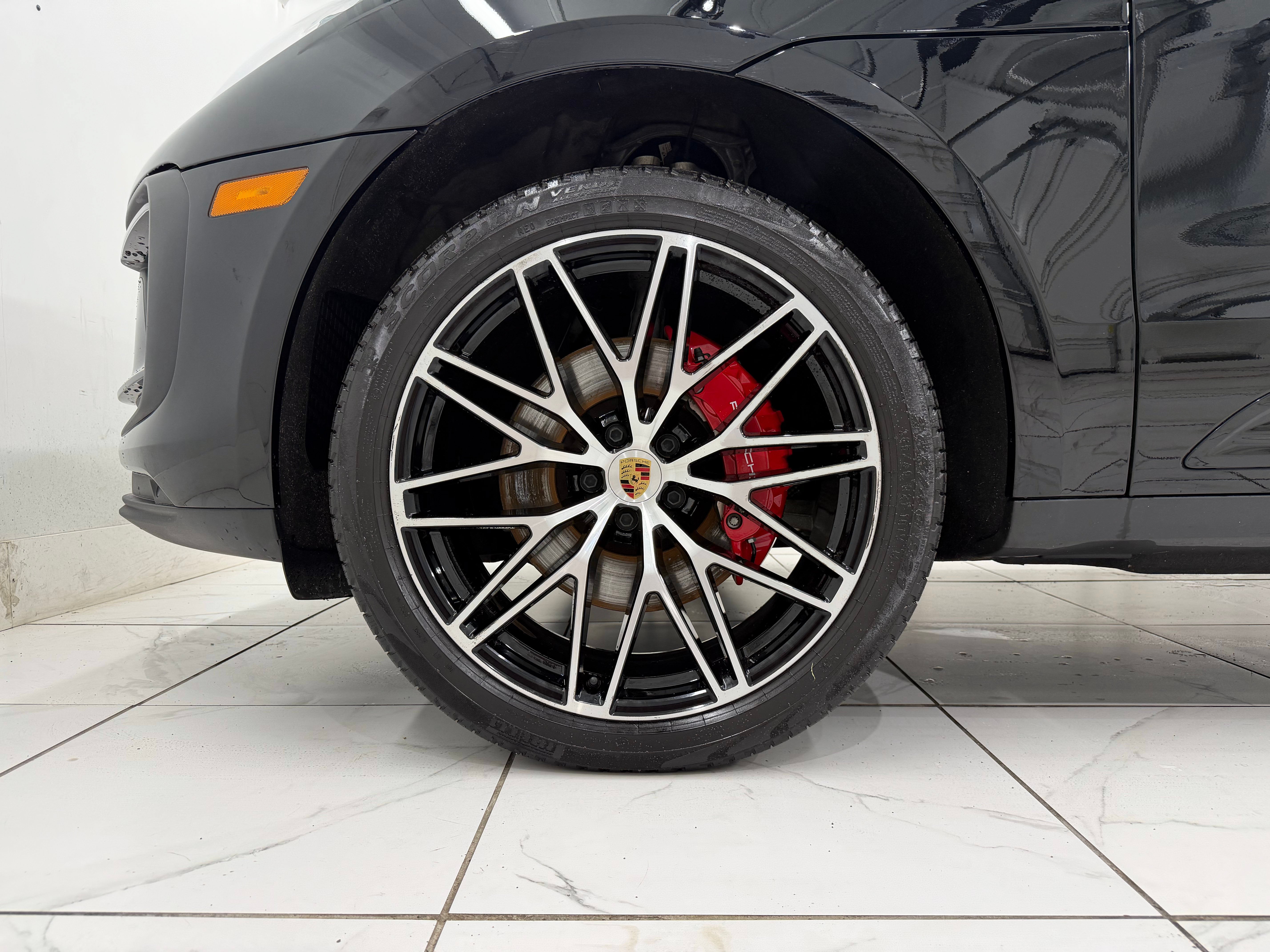 2024 Porsche Macan S