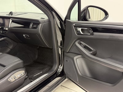 2024 Porsche Macan S