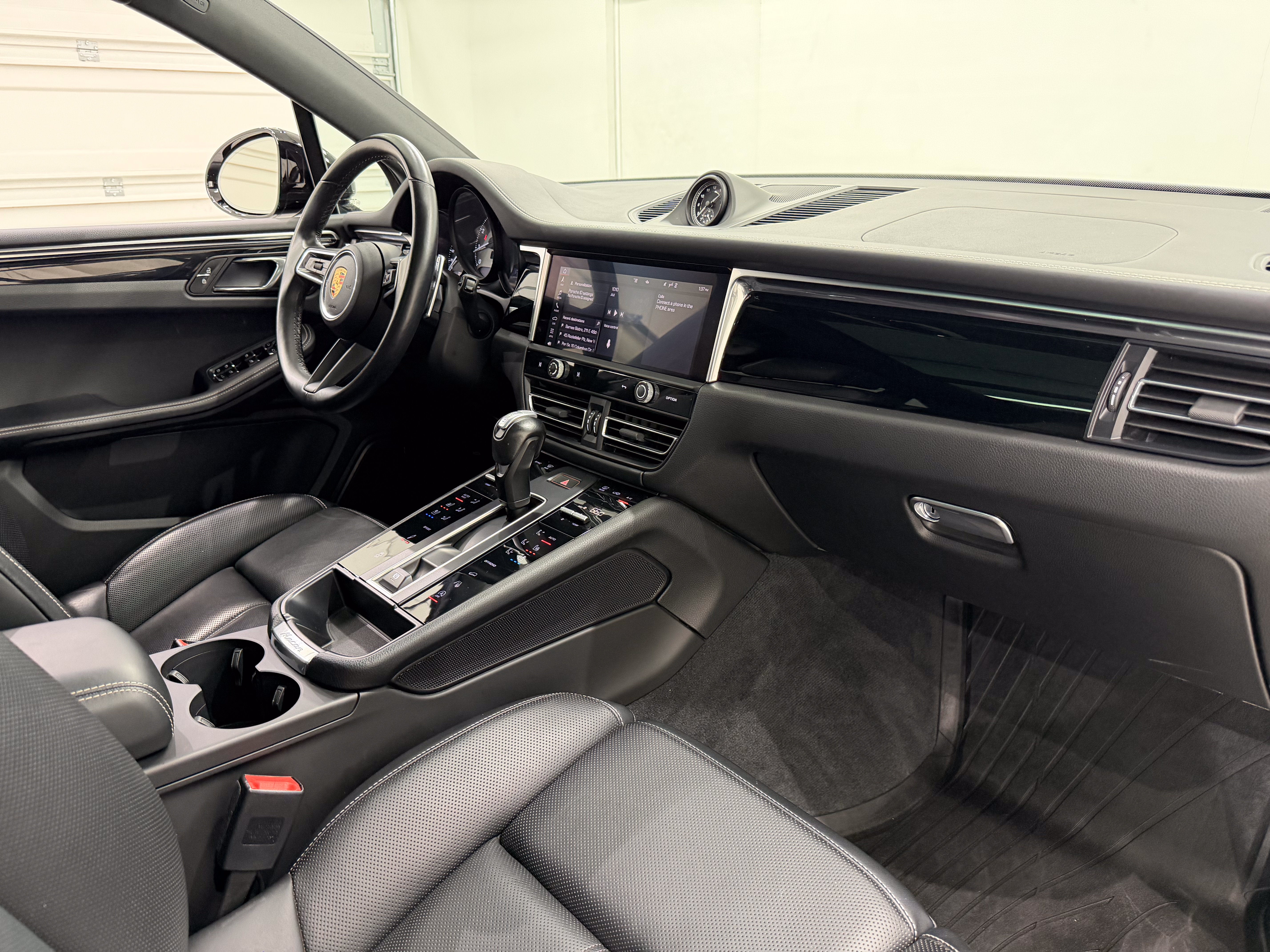 2024 Porsche Macan S