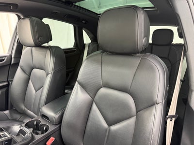 2024 Porsche Macan S