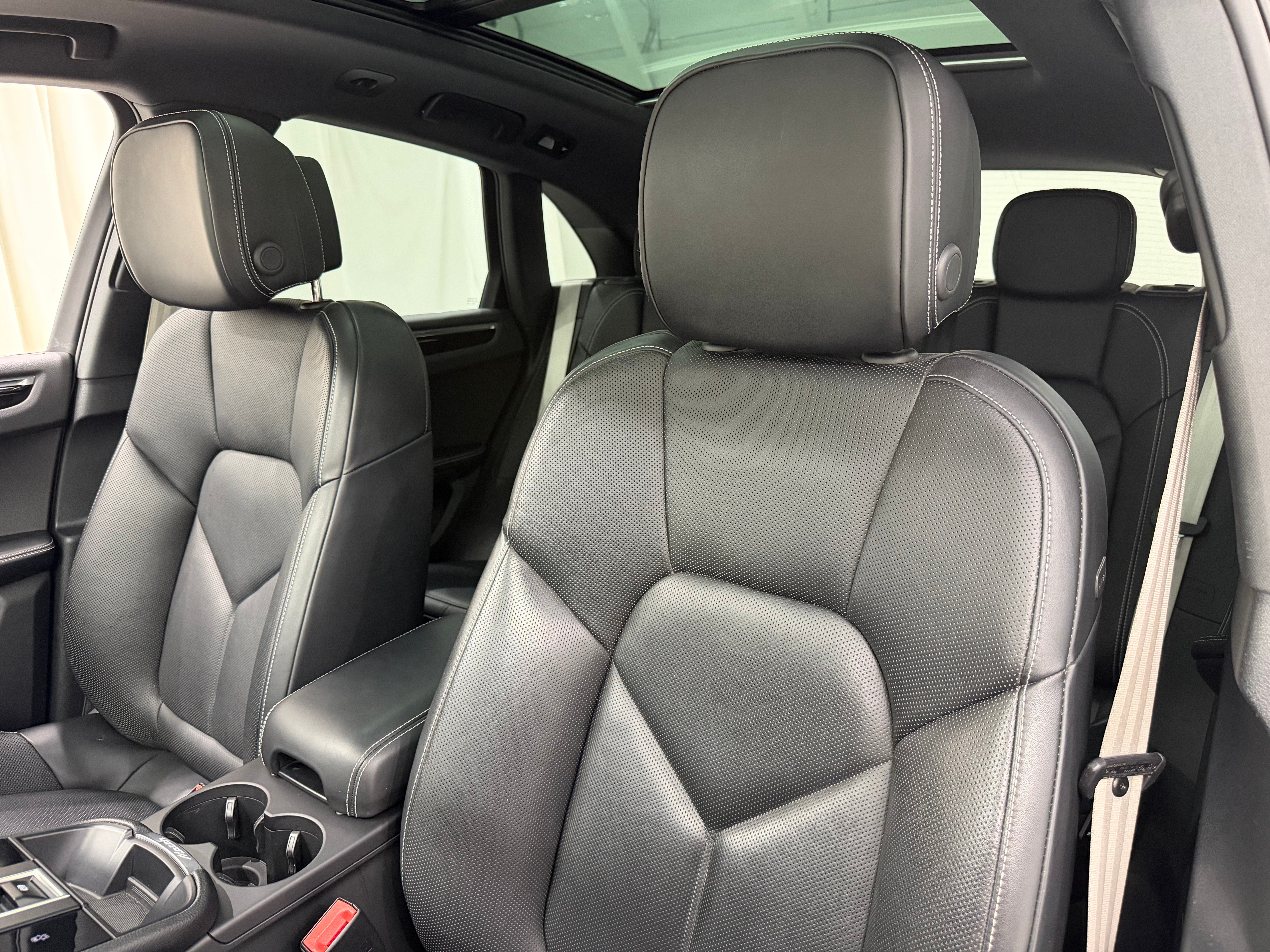 2024 Porsche Macan S