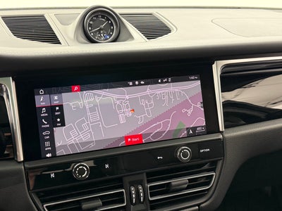 2024 Porsche Macan S