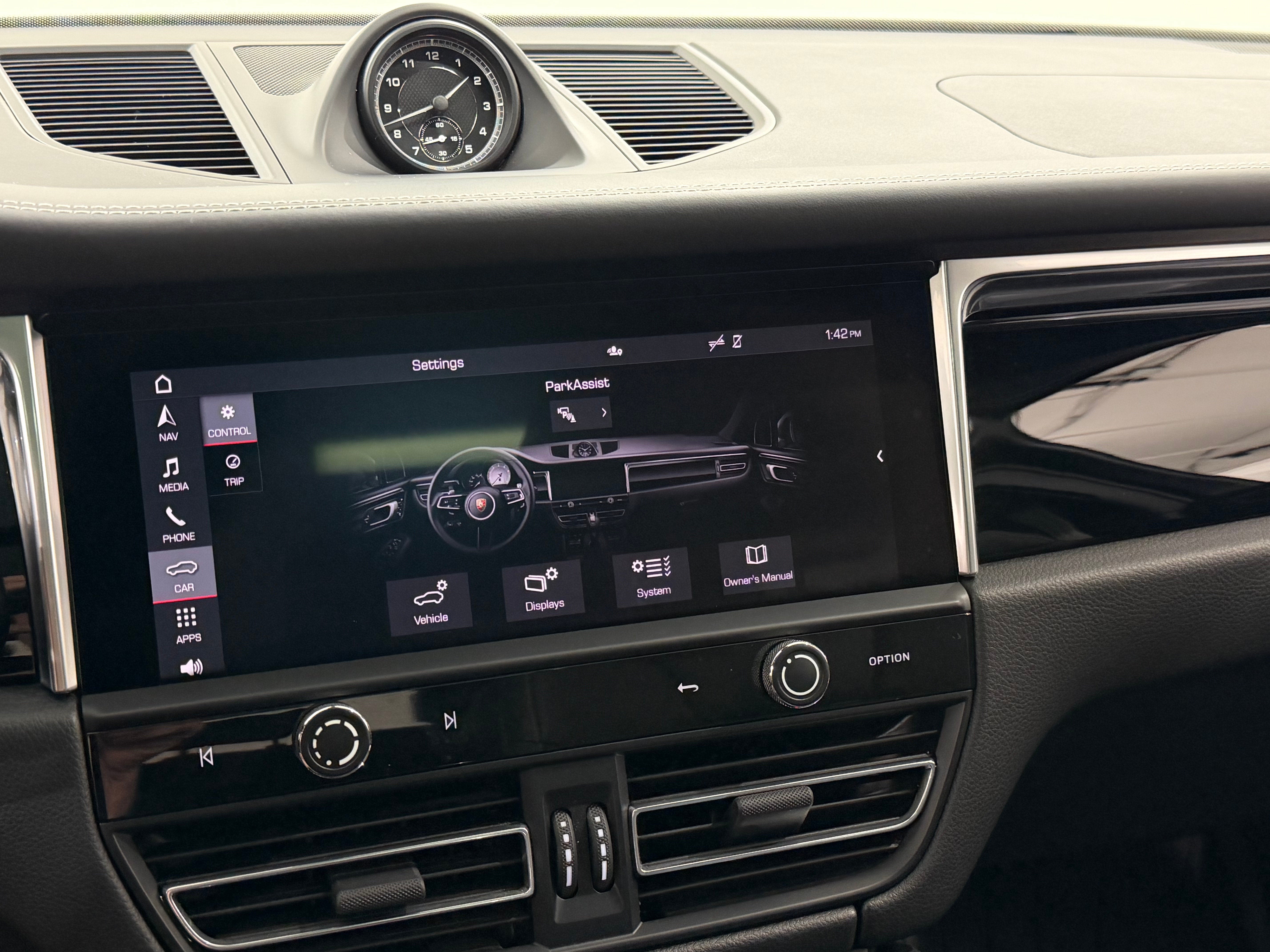 2024 Porsche Macan S
