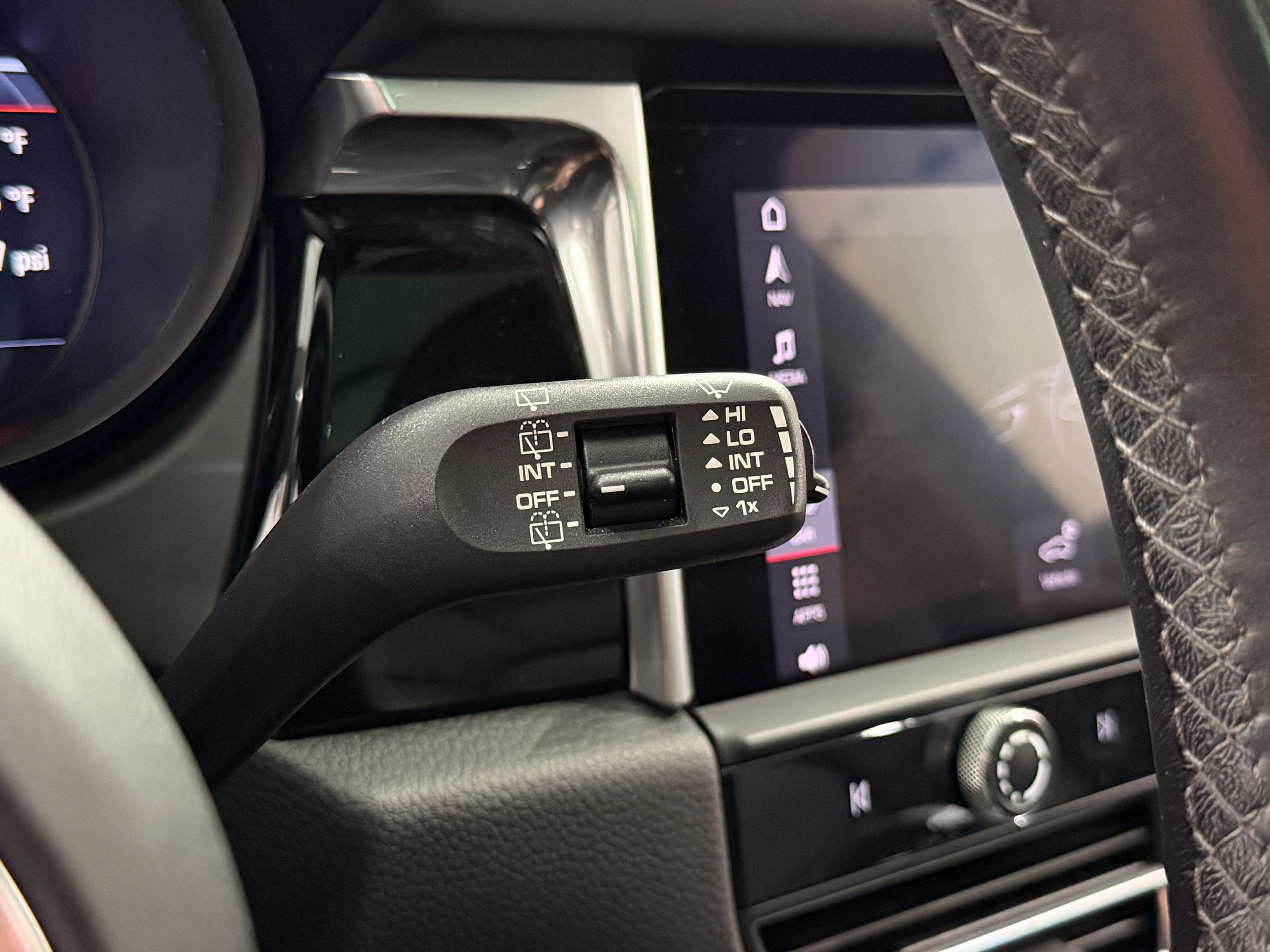 2024 Porsche Macan S