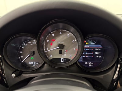 2024 Porsche Macan S