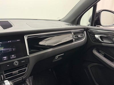 2024 Porsche Macan S