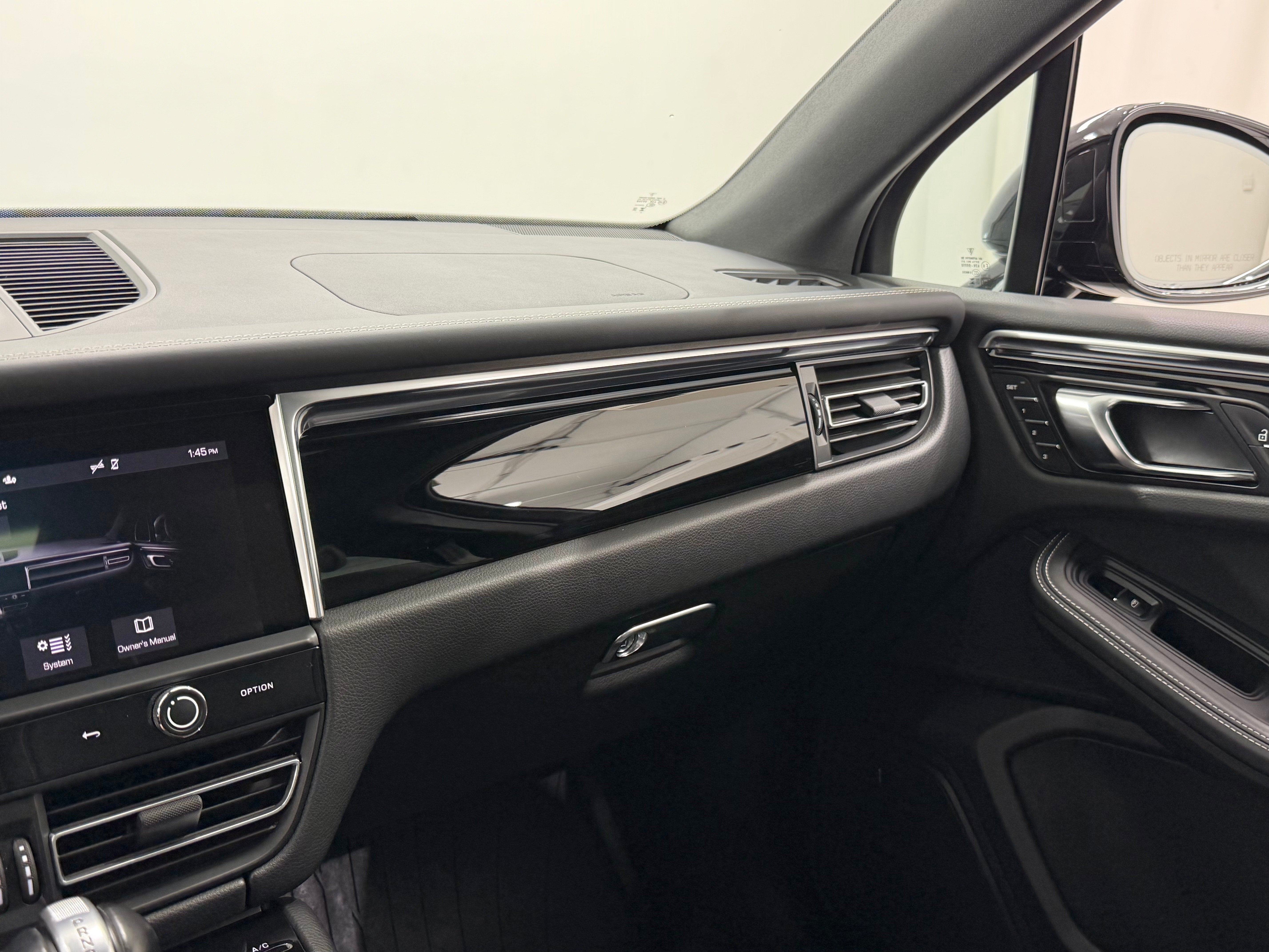 2024 Porsche Macan S