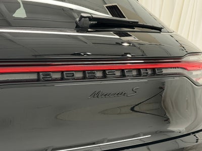 2024 Porsche Macan S