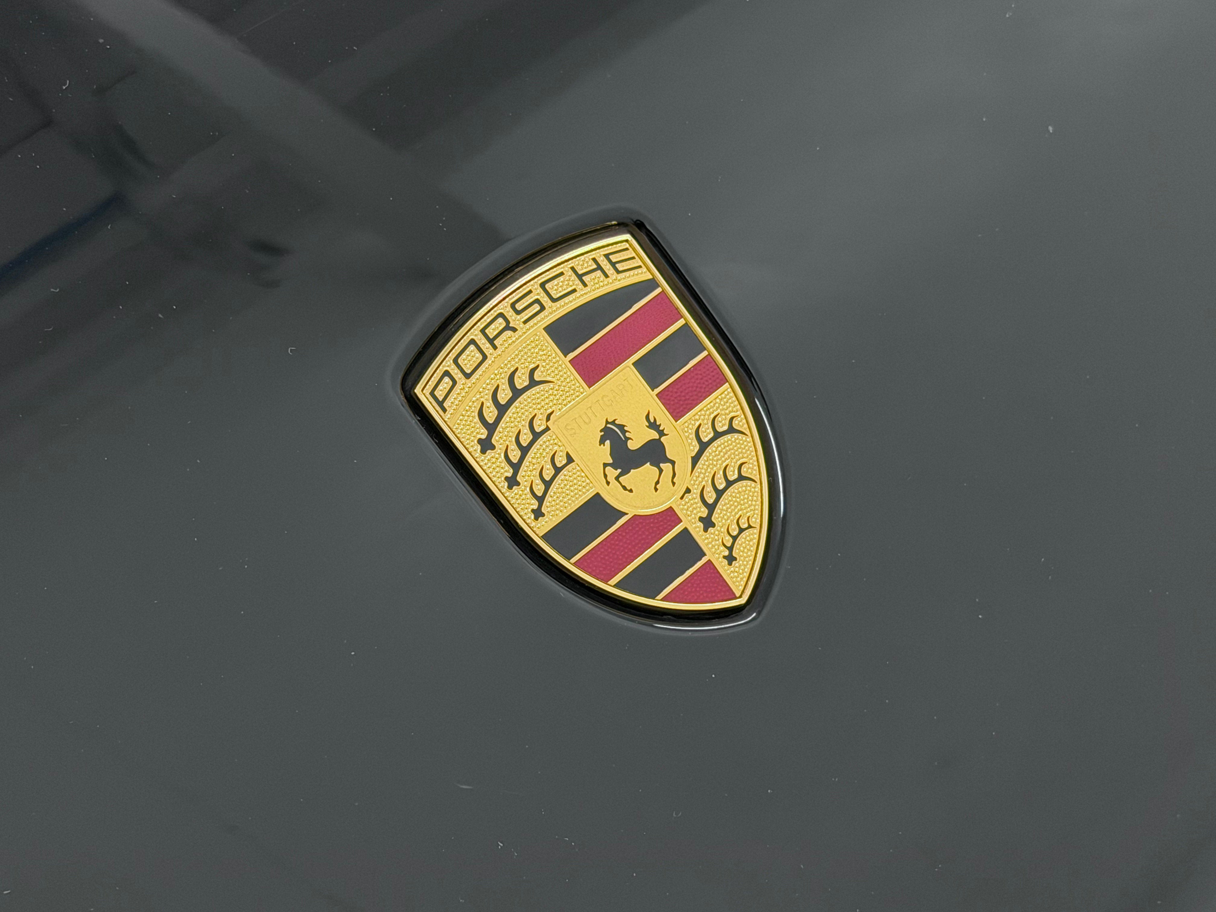 2024 Porsche Macan S