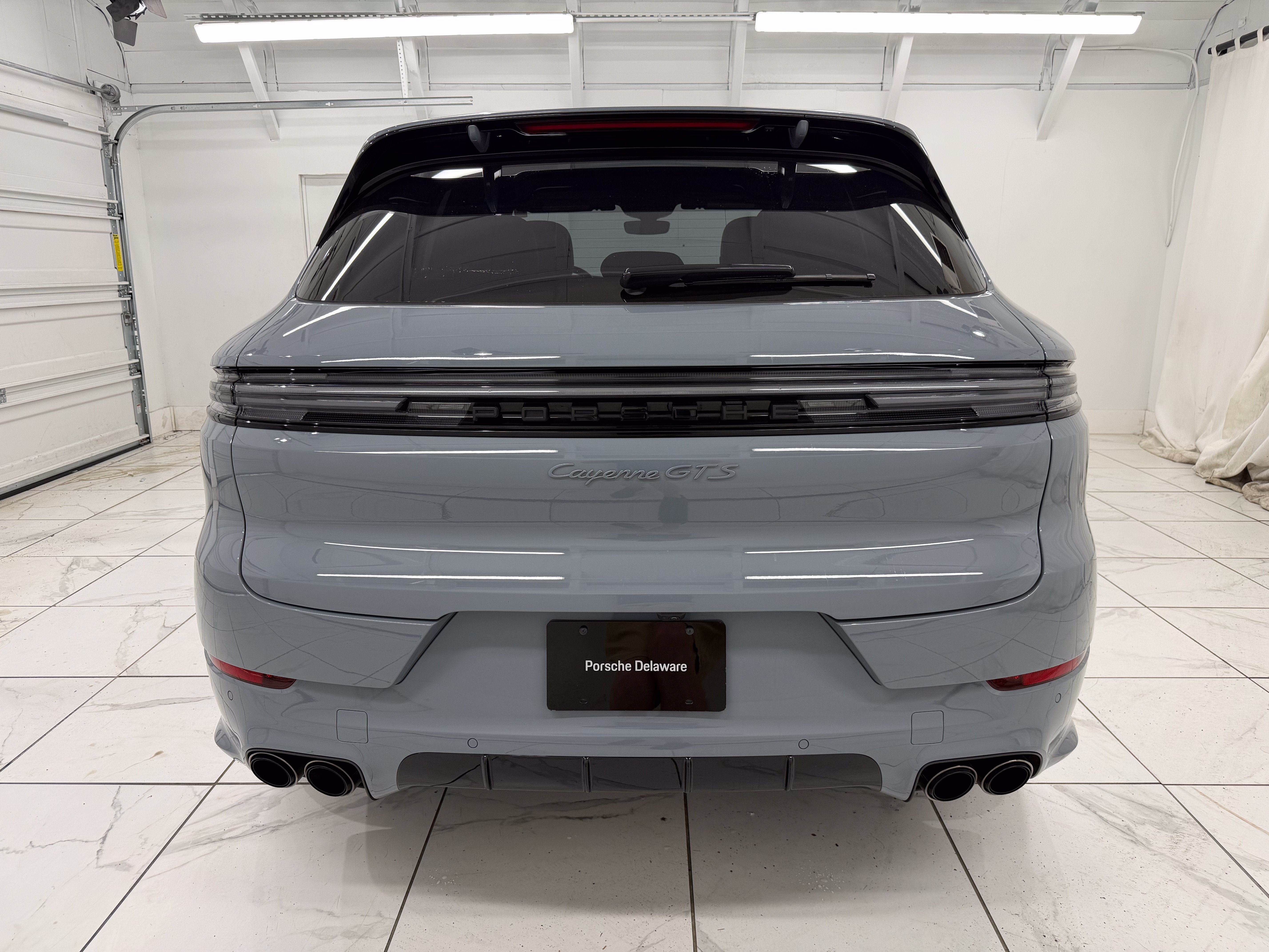 2025 Porsche Cayenne GTS