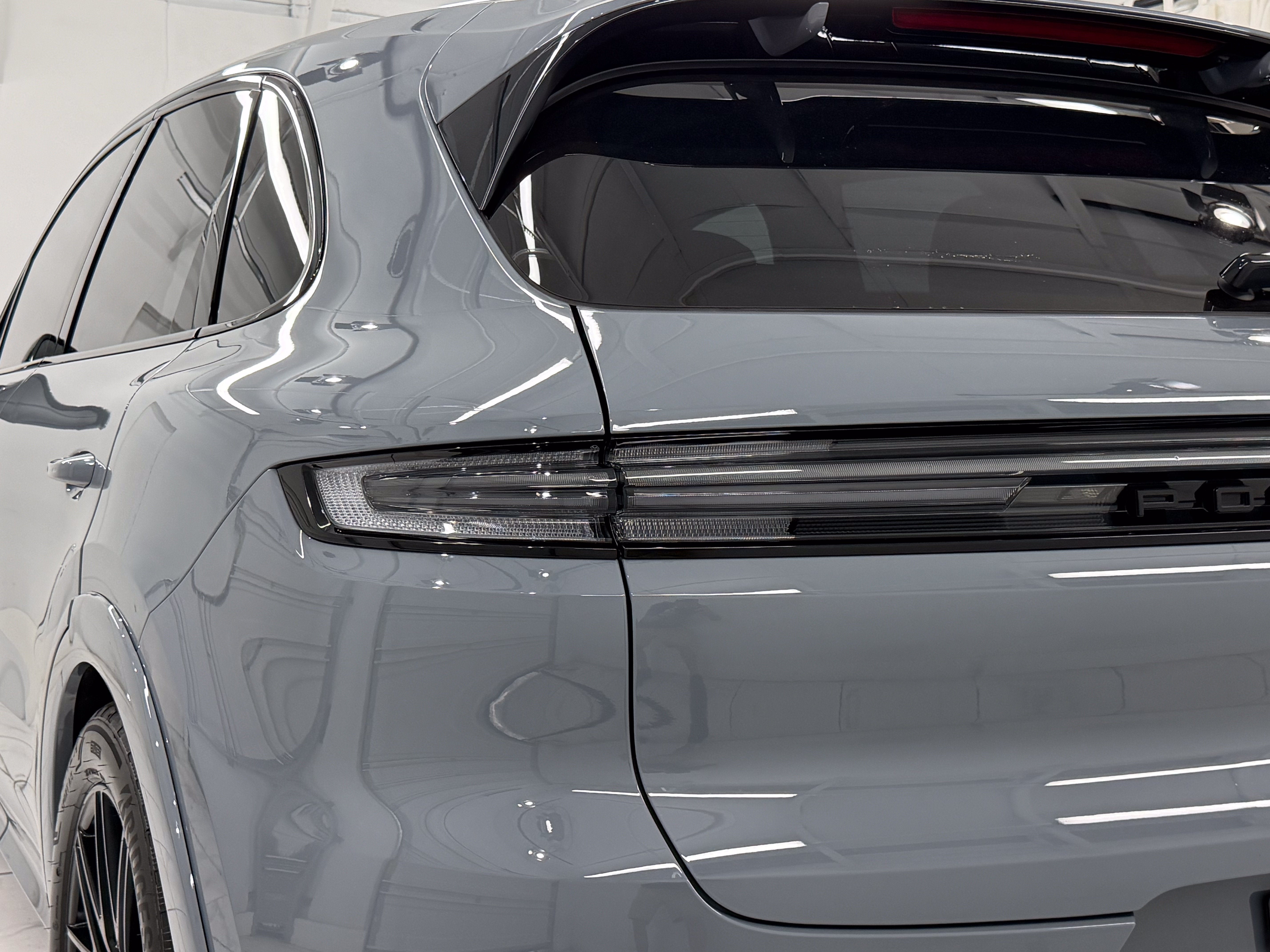 2025 Porsche Cayenne GTS