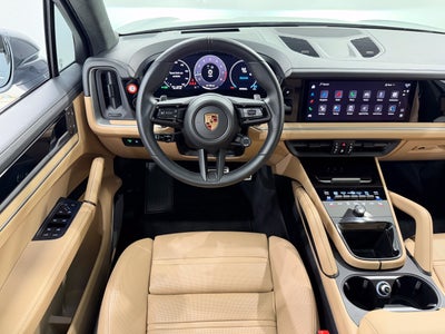2025 Porsche Cayenne GTS