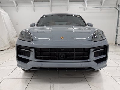 2025 Porsche Cayenne GTS