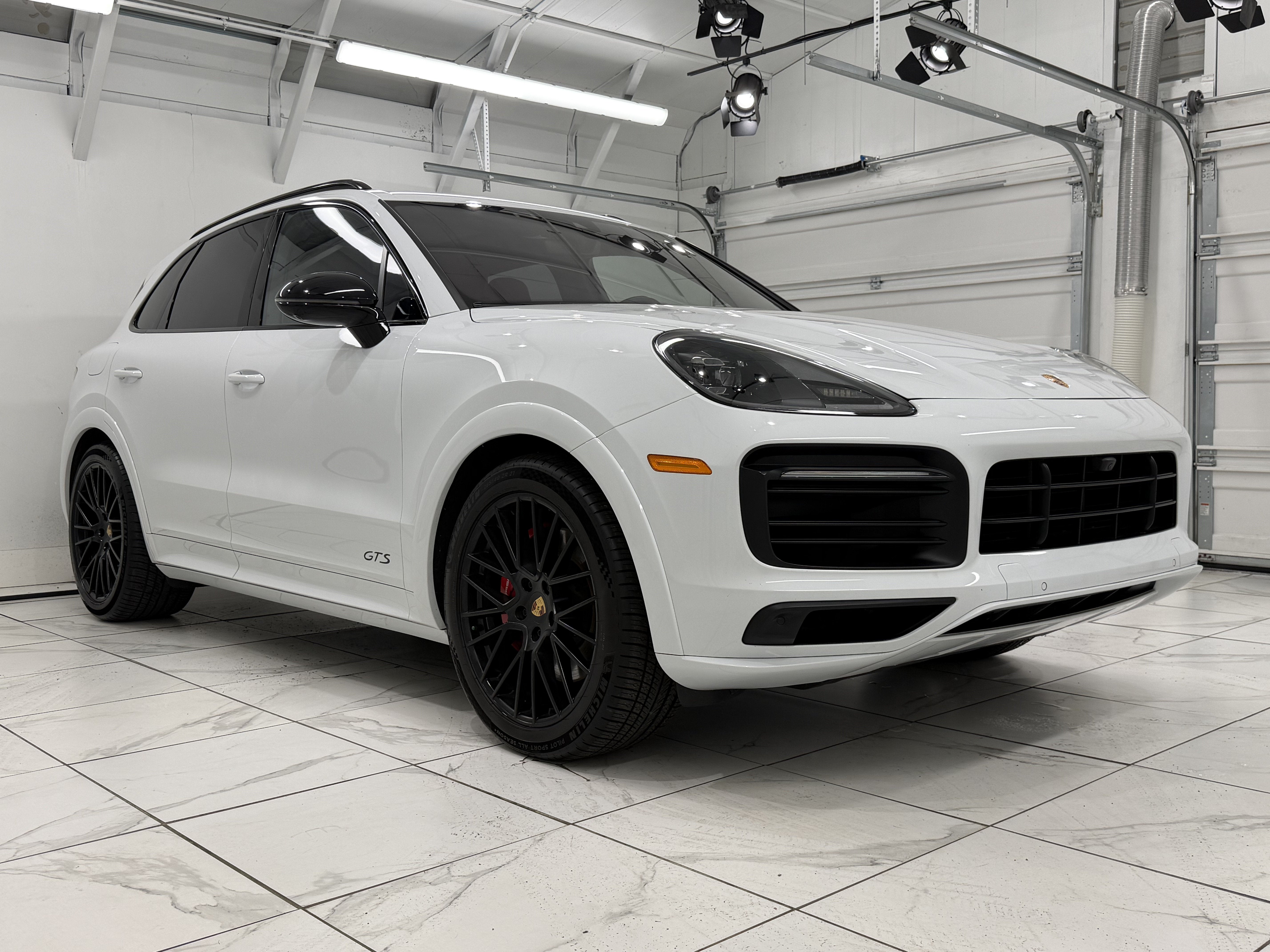 2023 Porsche Cayenne Gts