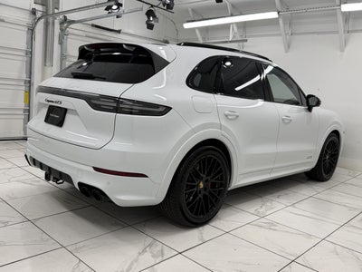 2023 Porsche Cayenne Gts