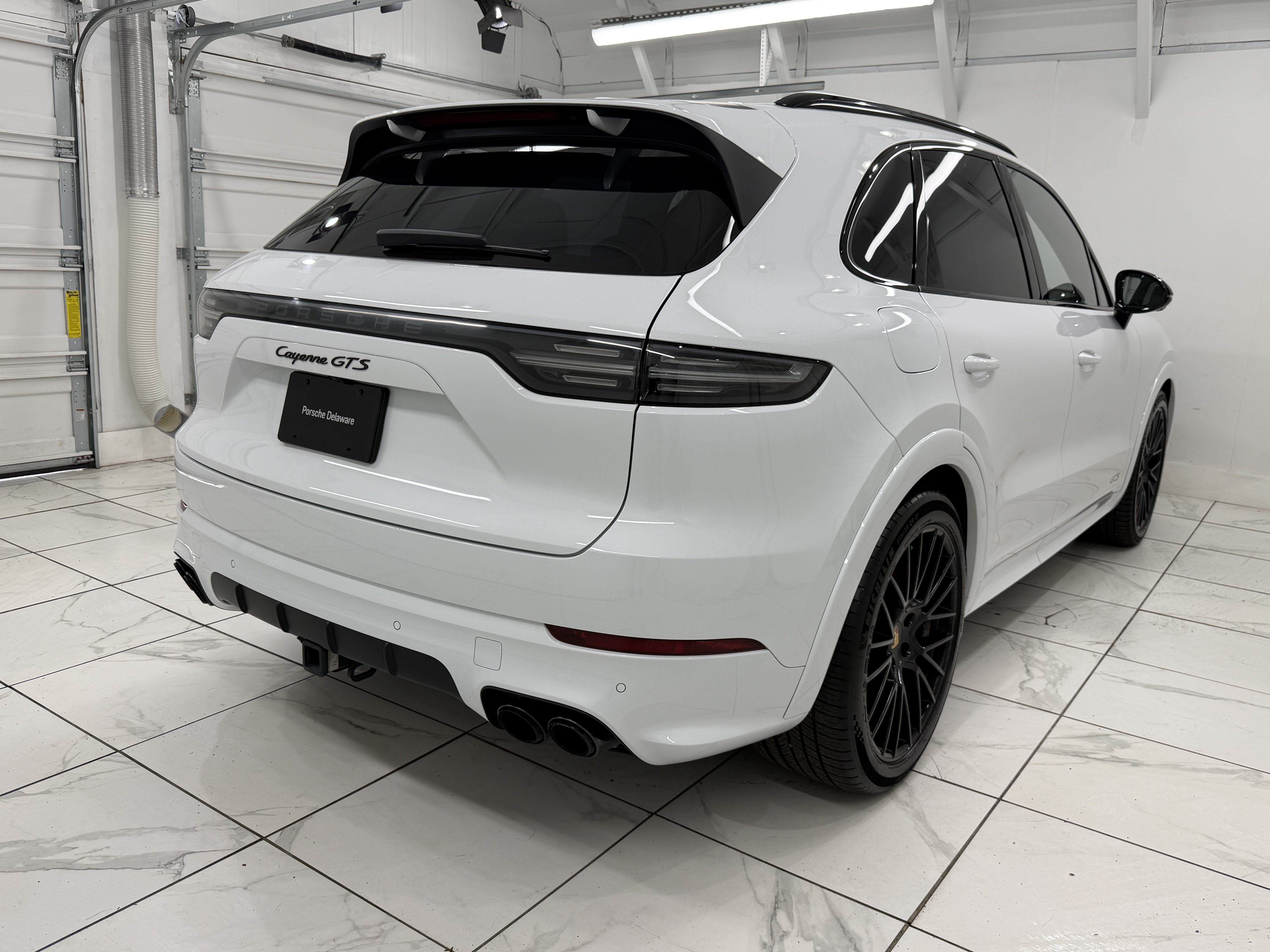 2023 Porsche Cayenne Gts
