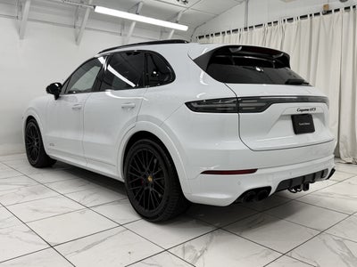 2023 Porsche Cayenne Gts