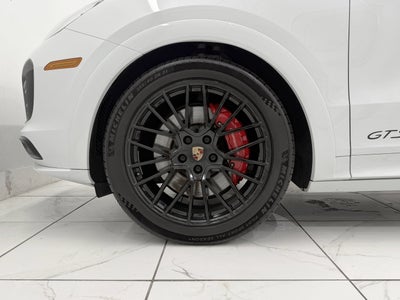 2023 Porsche Cayenne Gts