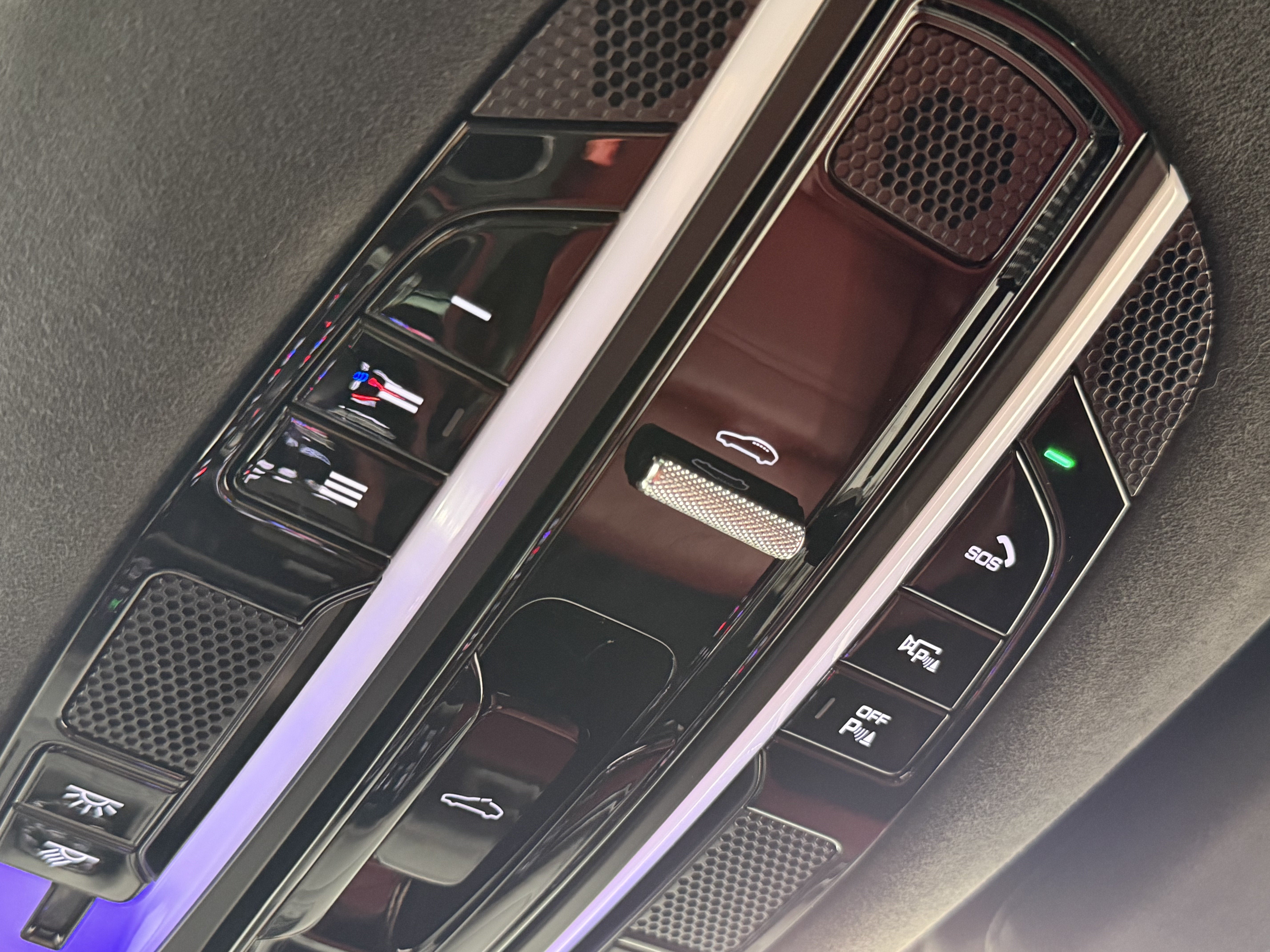 2023 Porsche Cayenne Gts