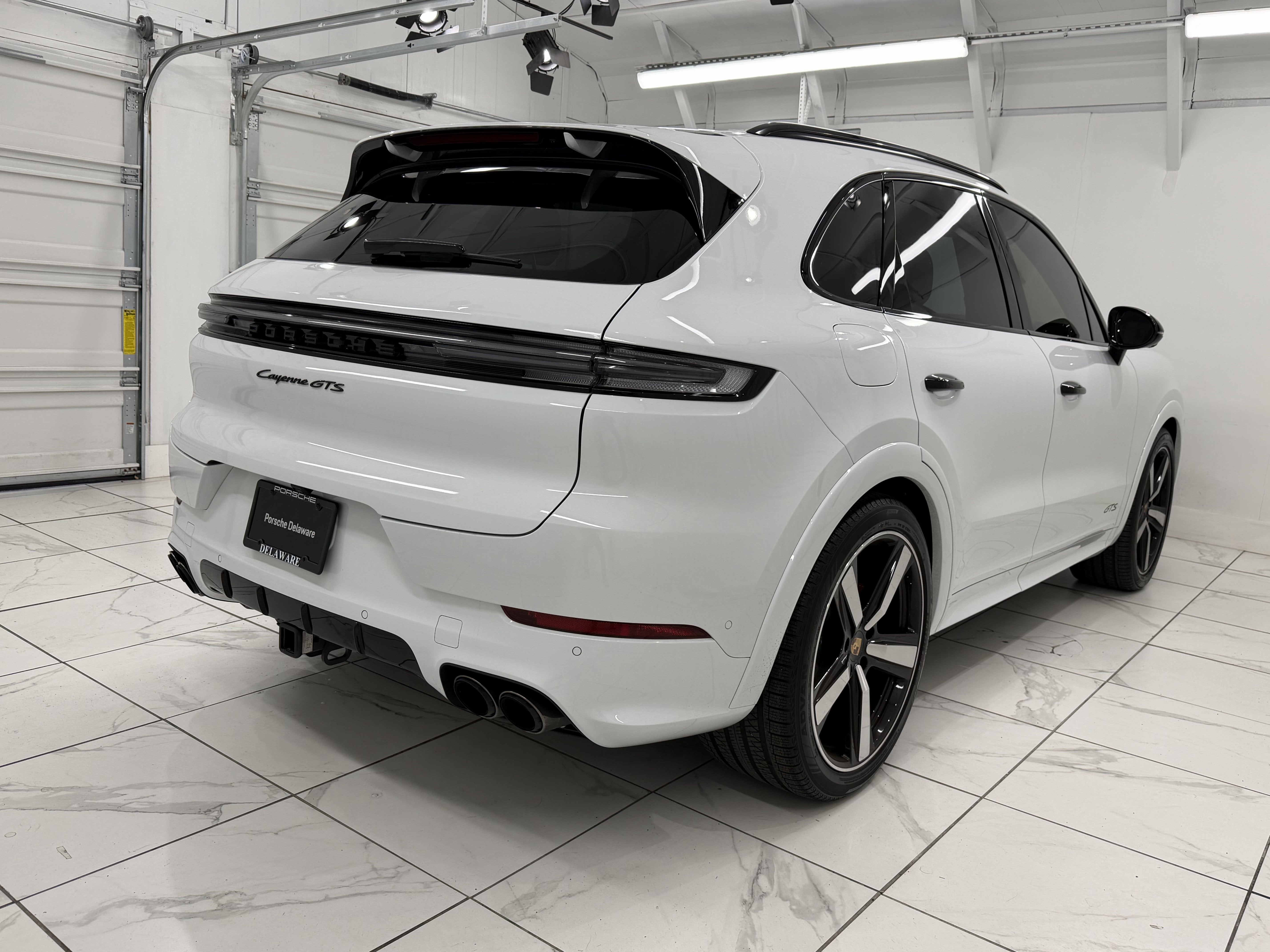 2025 Porsche Cayenne GTS