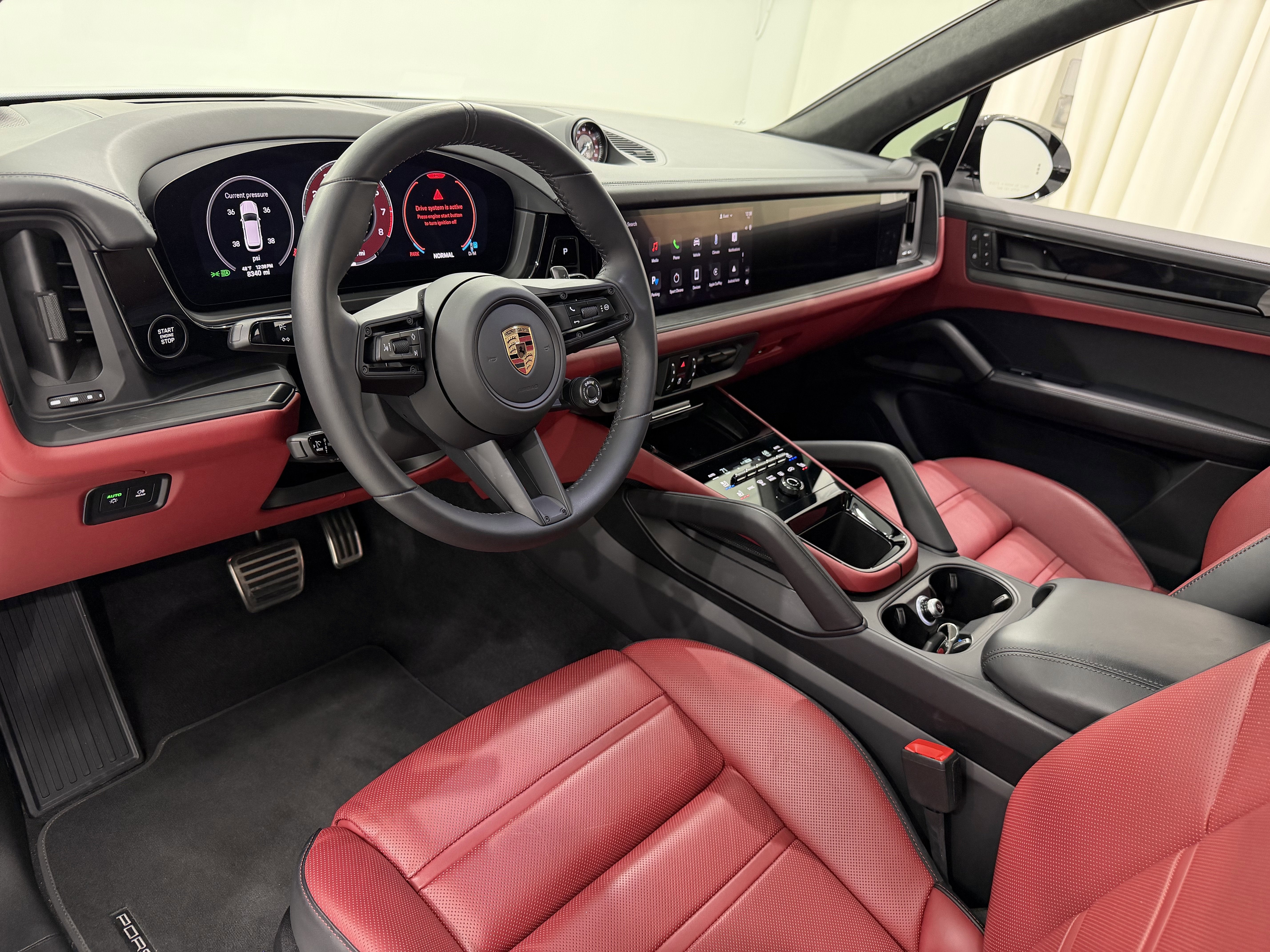 2025 Porsche Cayenne GTS