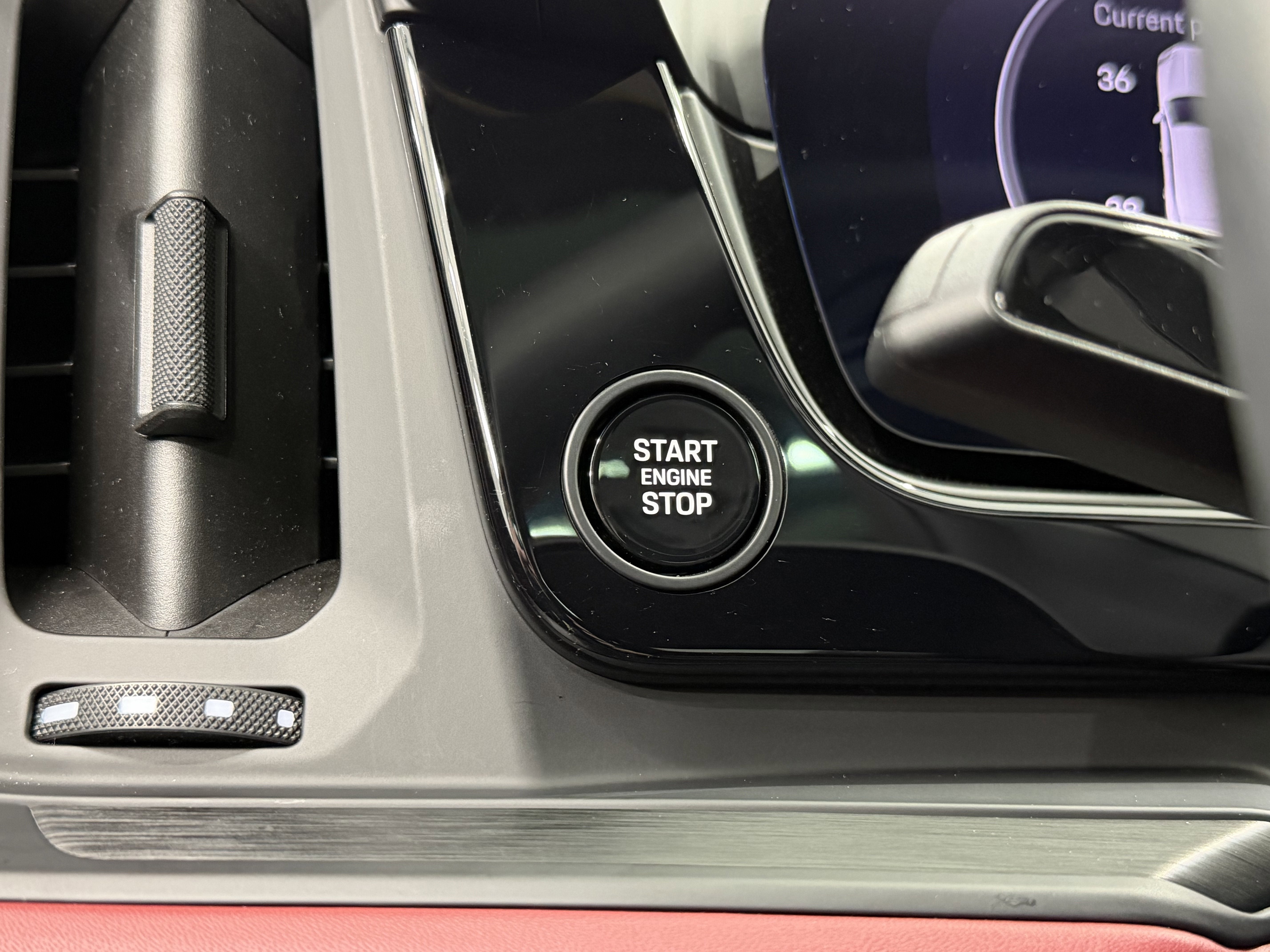 2025 Porsche Cayenne GTS