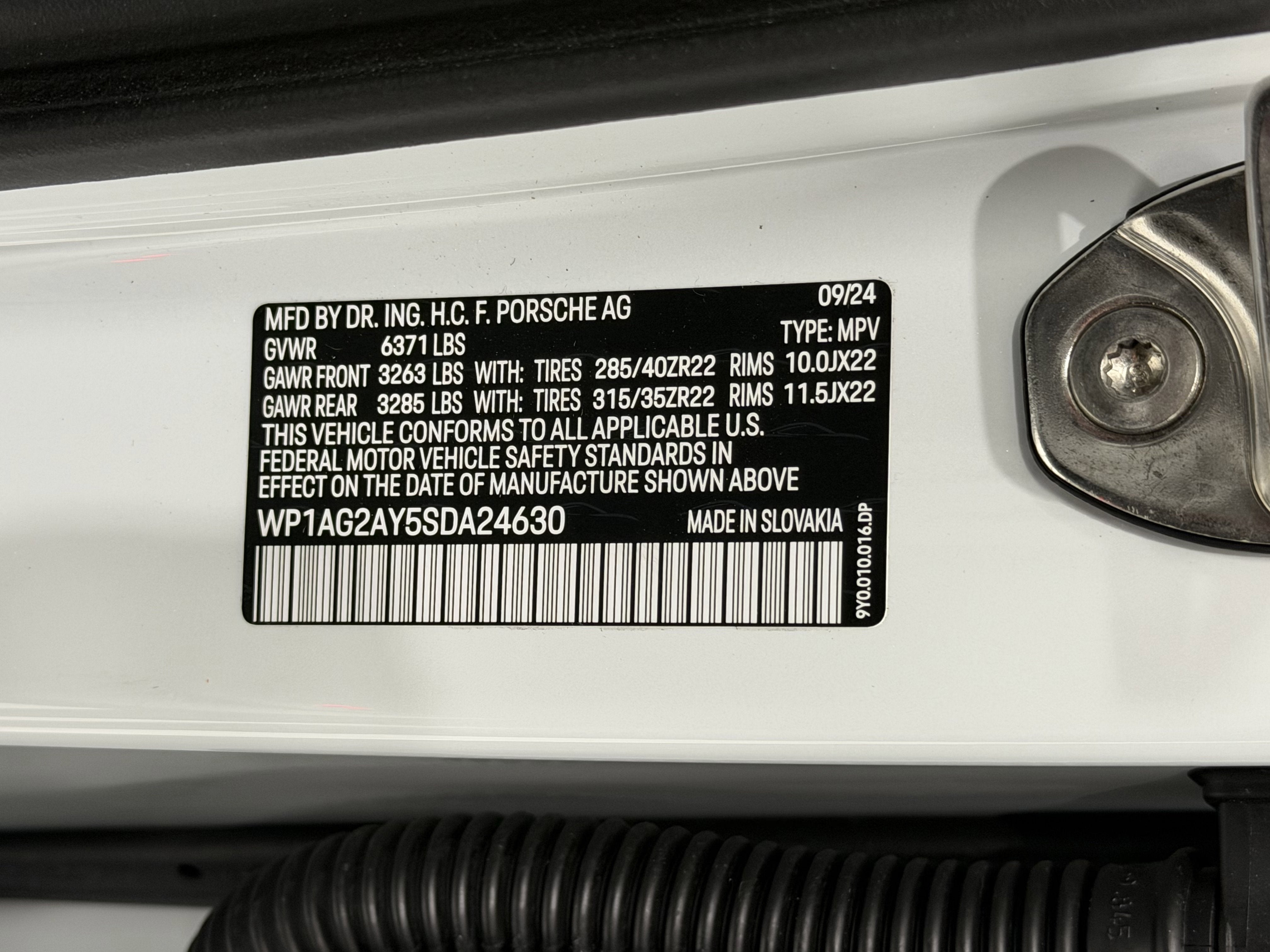 2025 Porsche Cayenne GTS