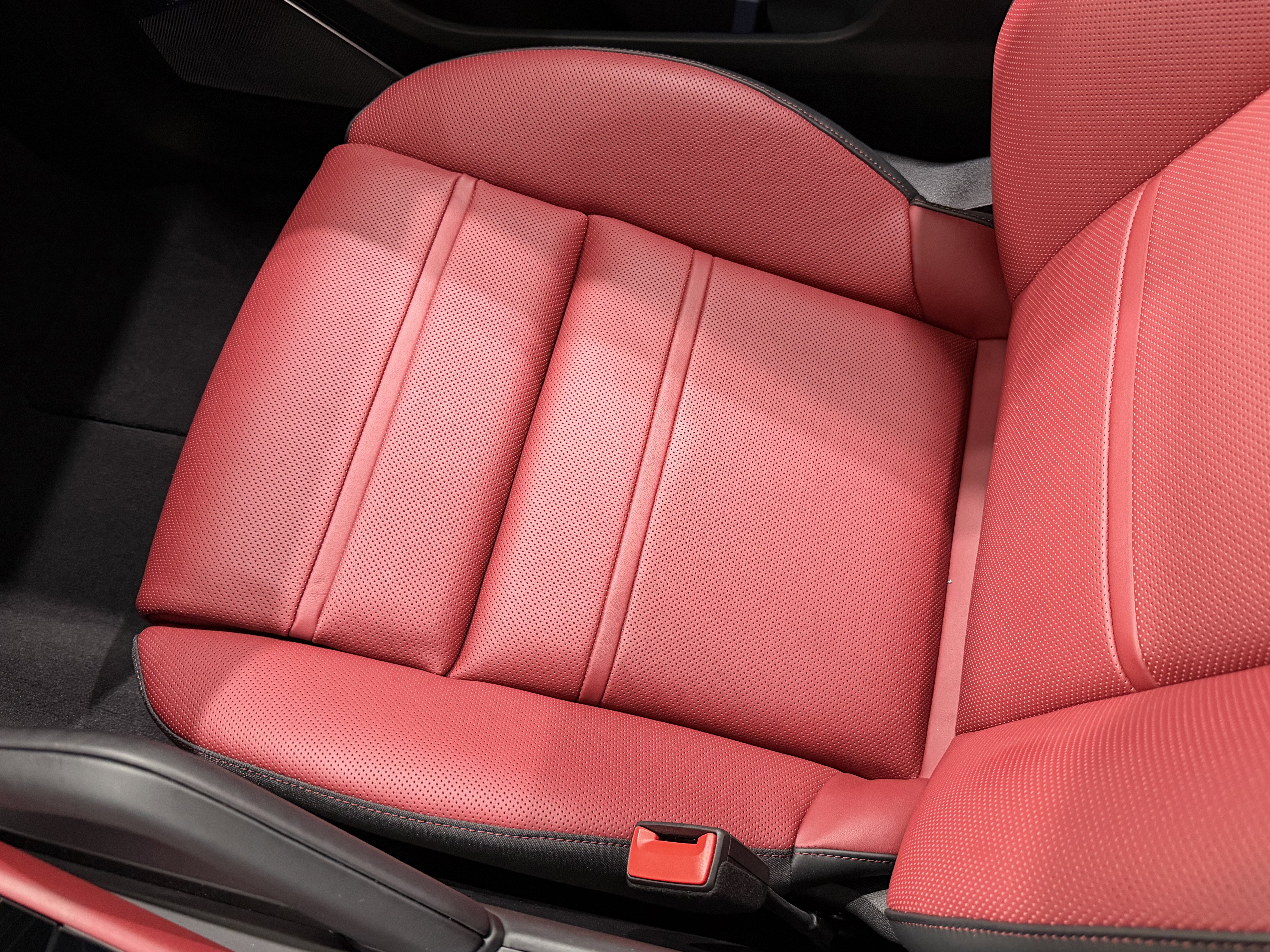 2026 Porsche Cayenne Gts