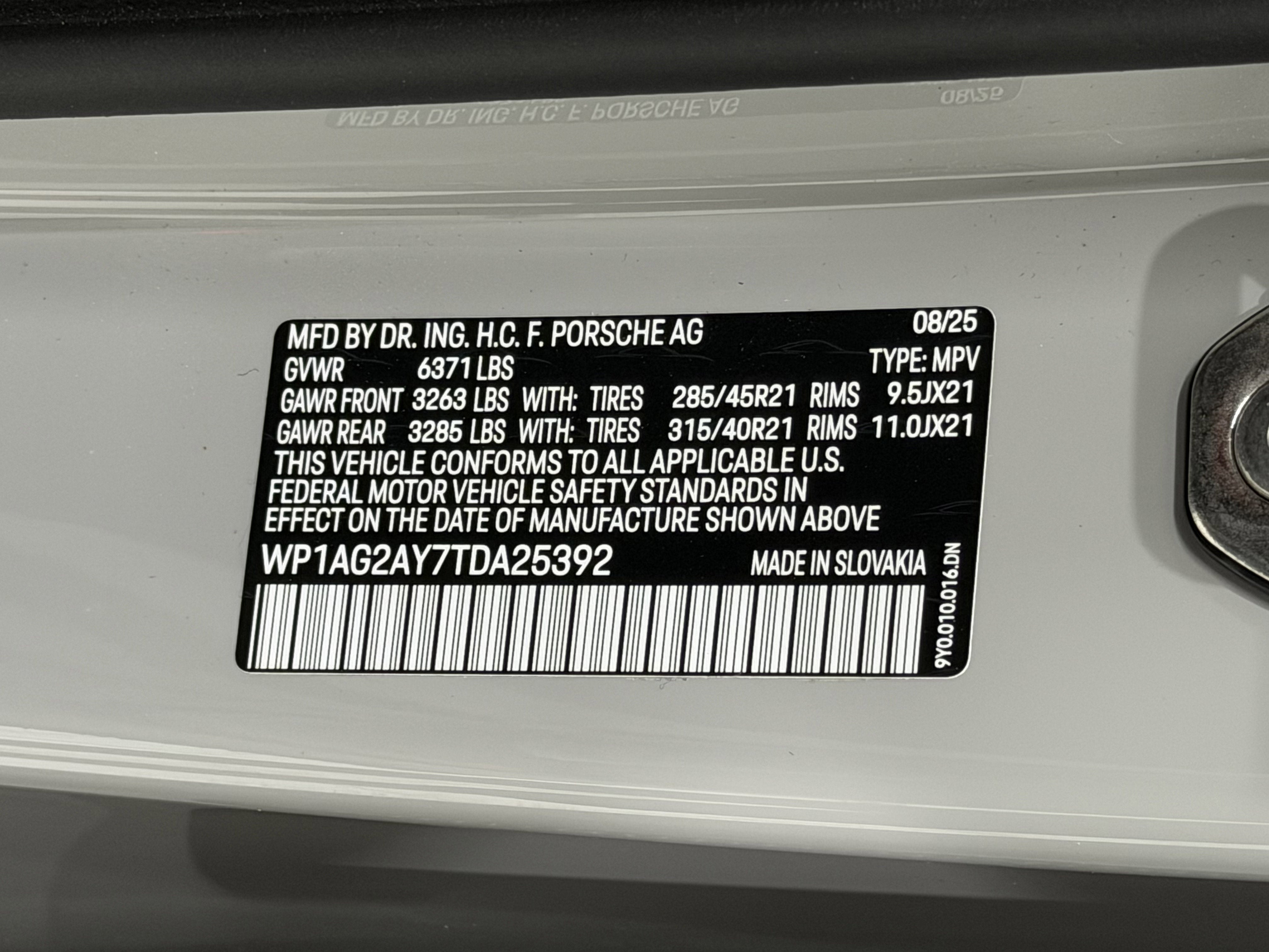 2026 Porsche Cayenne Gts
