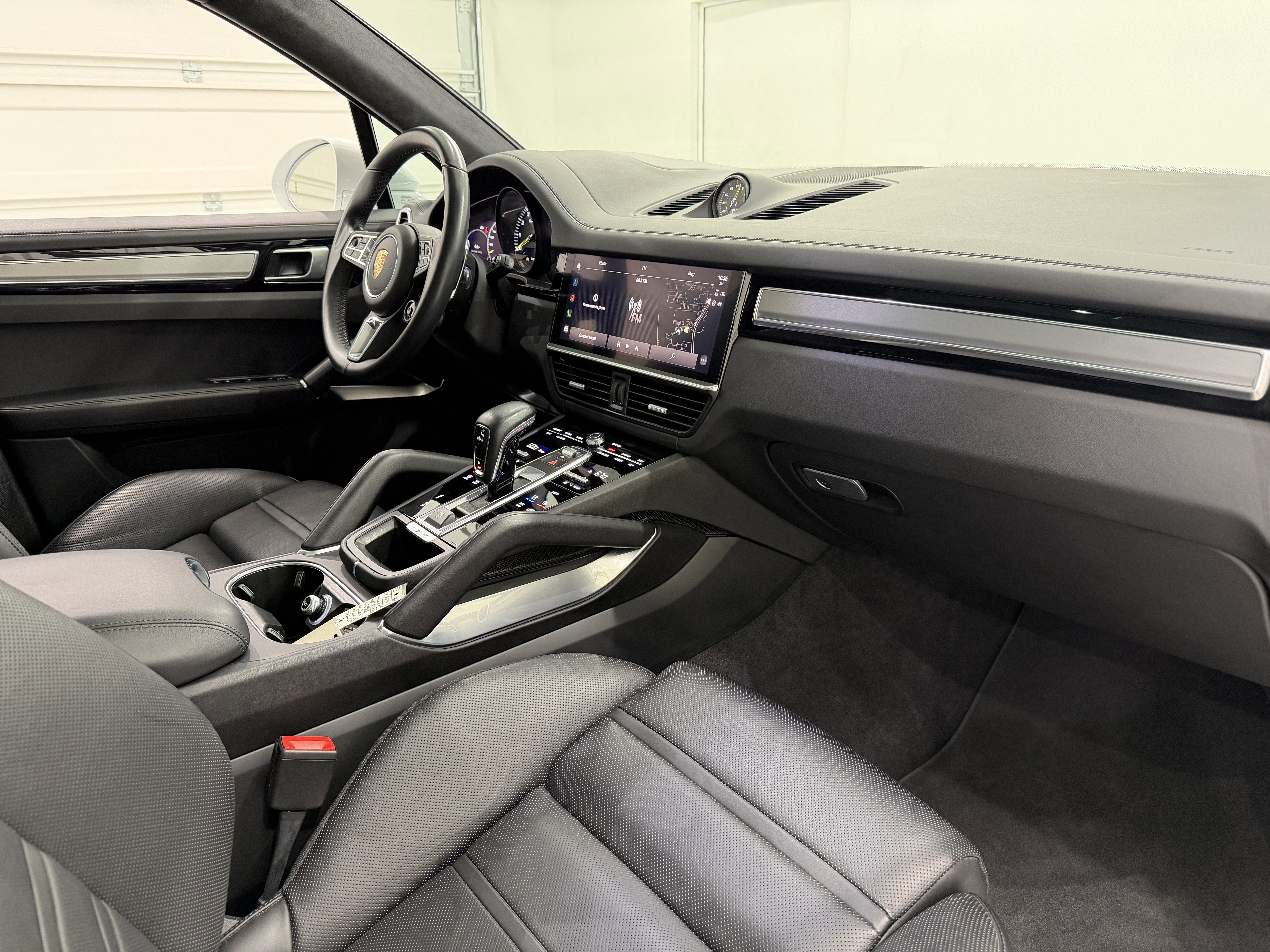 2023 Porsche Cayenne Turbo S E-Hybrid