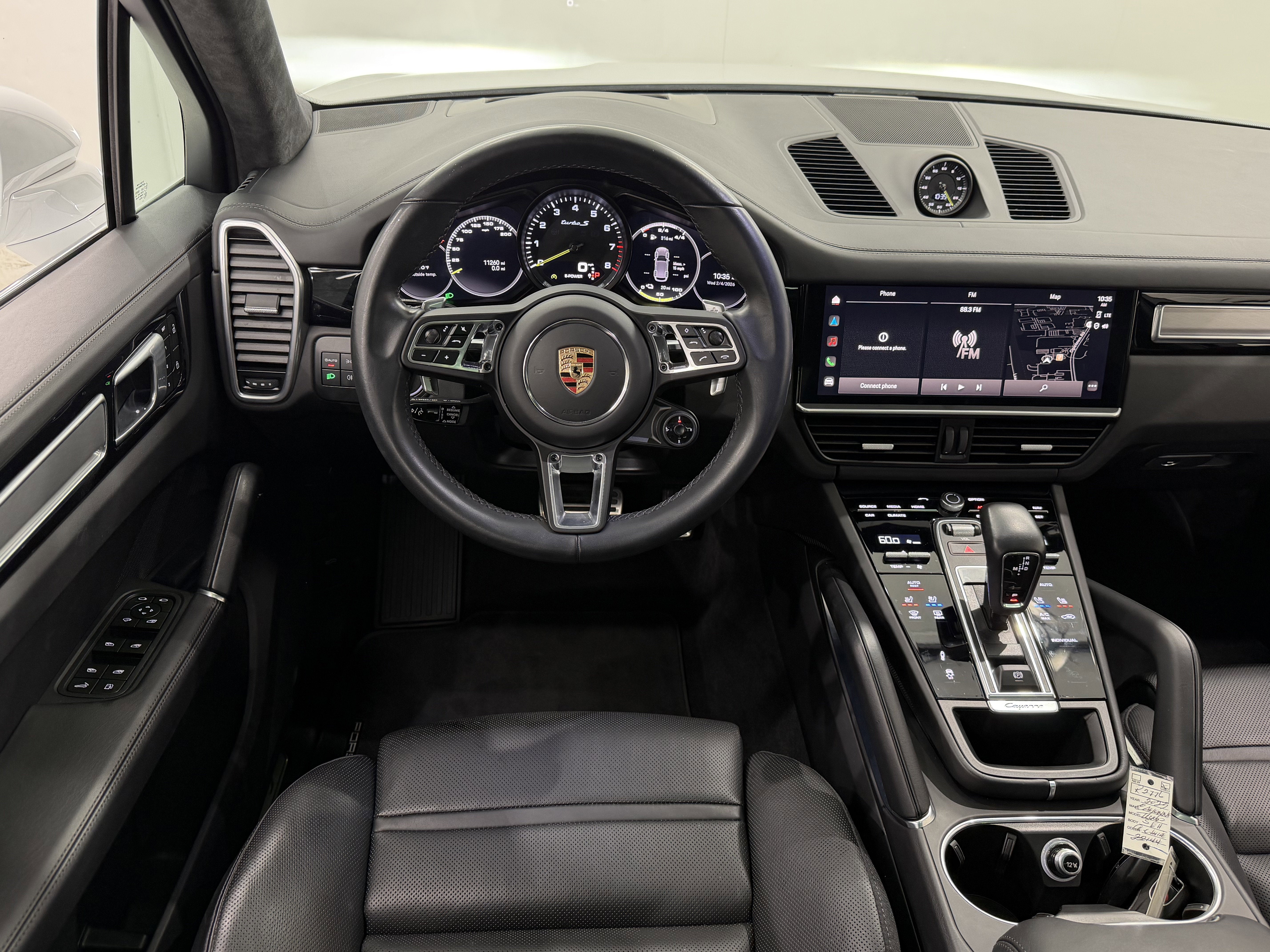 2023 Porsche Cayenne Turbo S E-Hybrid