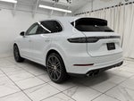 2023 Porsche Cayenne Turbo S E-Hybrid