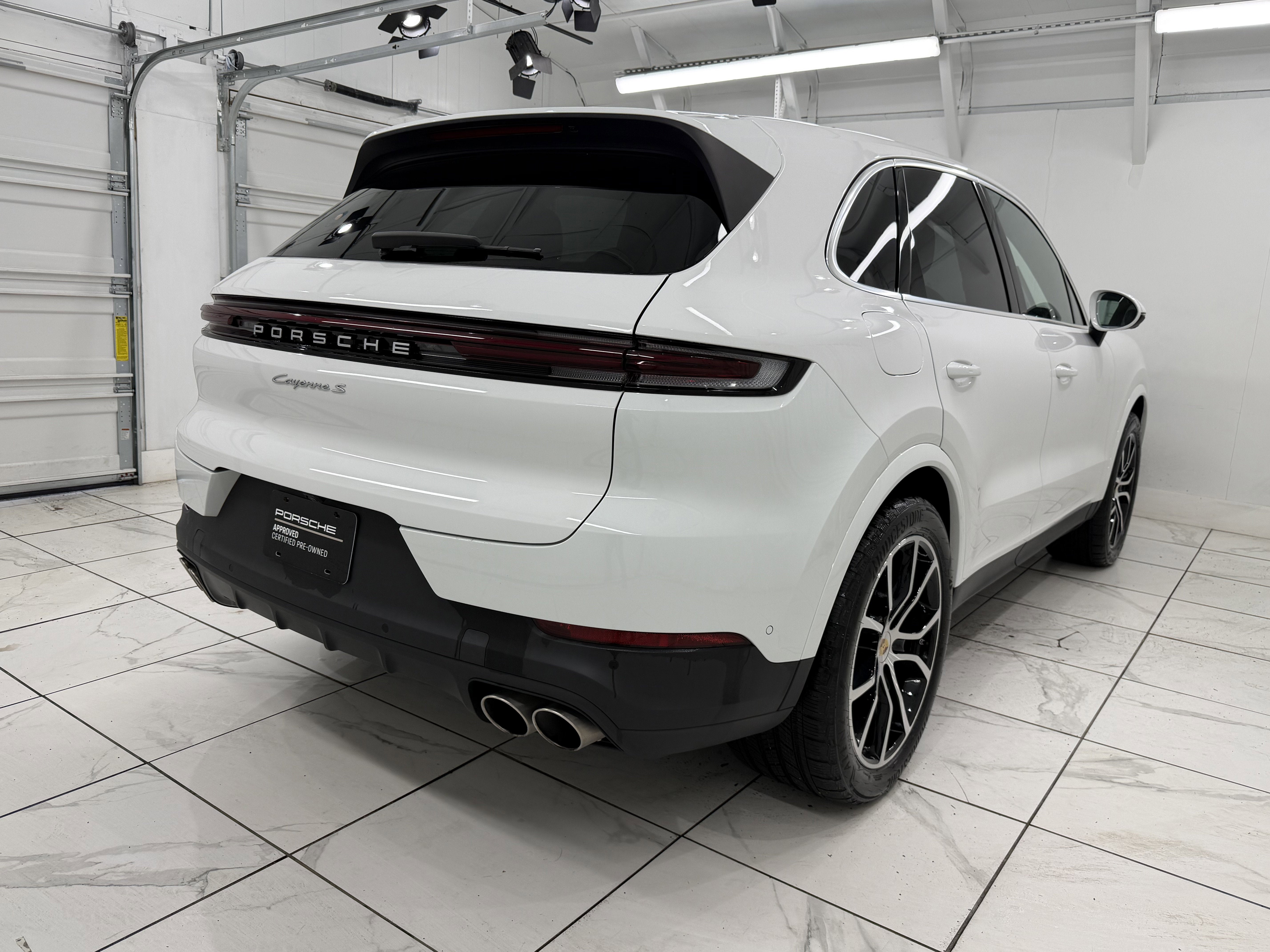 2024 Porsche Cayenne S