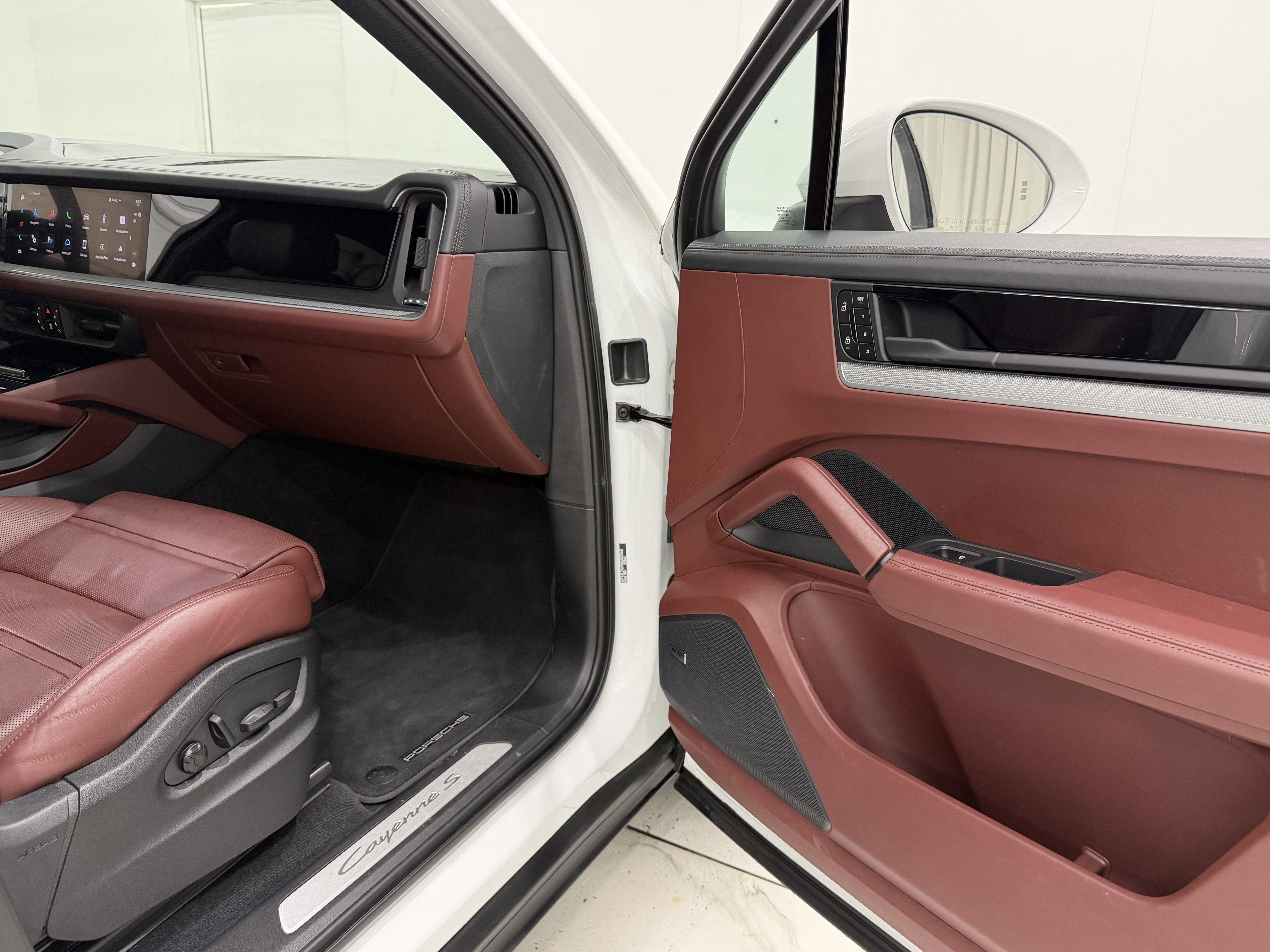 2024 Porsche Cayenne S