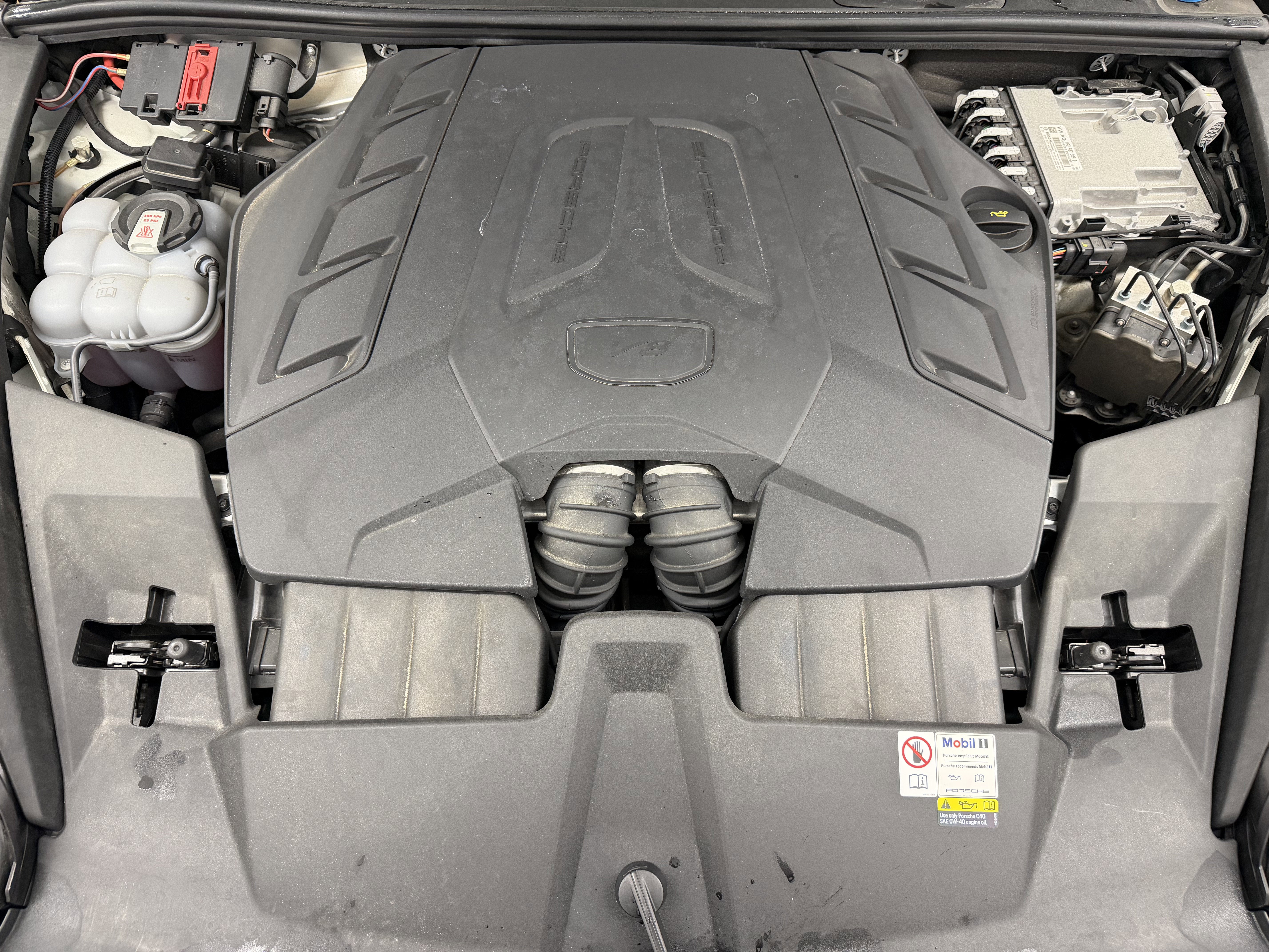 2024 Porsche Cayenne S